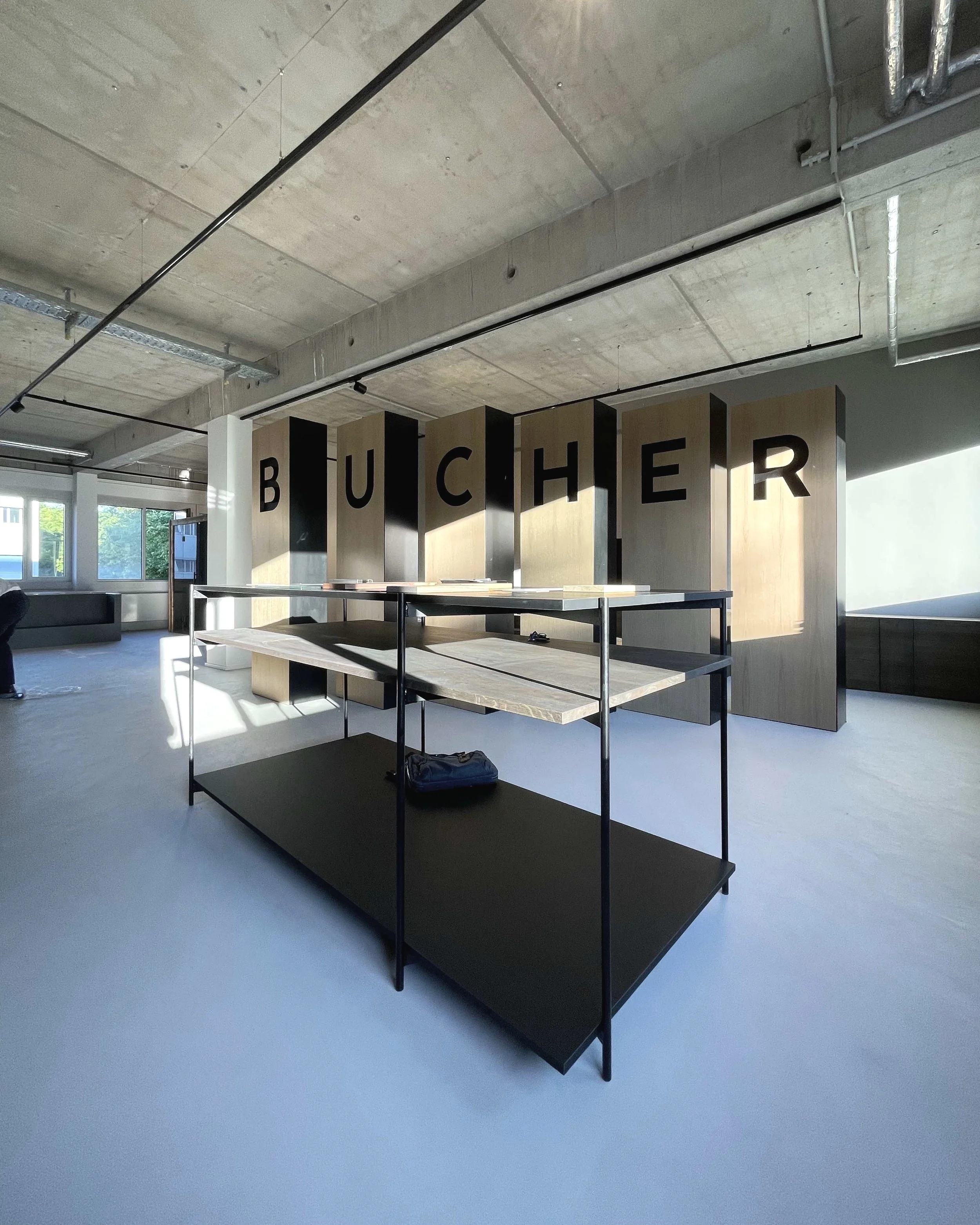 MR+Design+Studio_Bucher+GmbH_Haar_low.jpg
