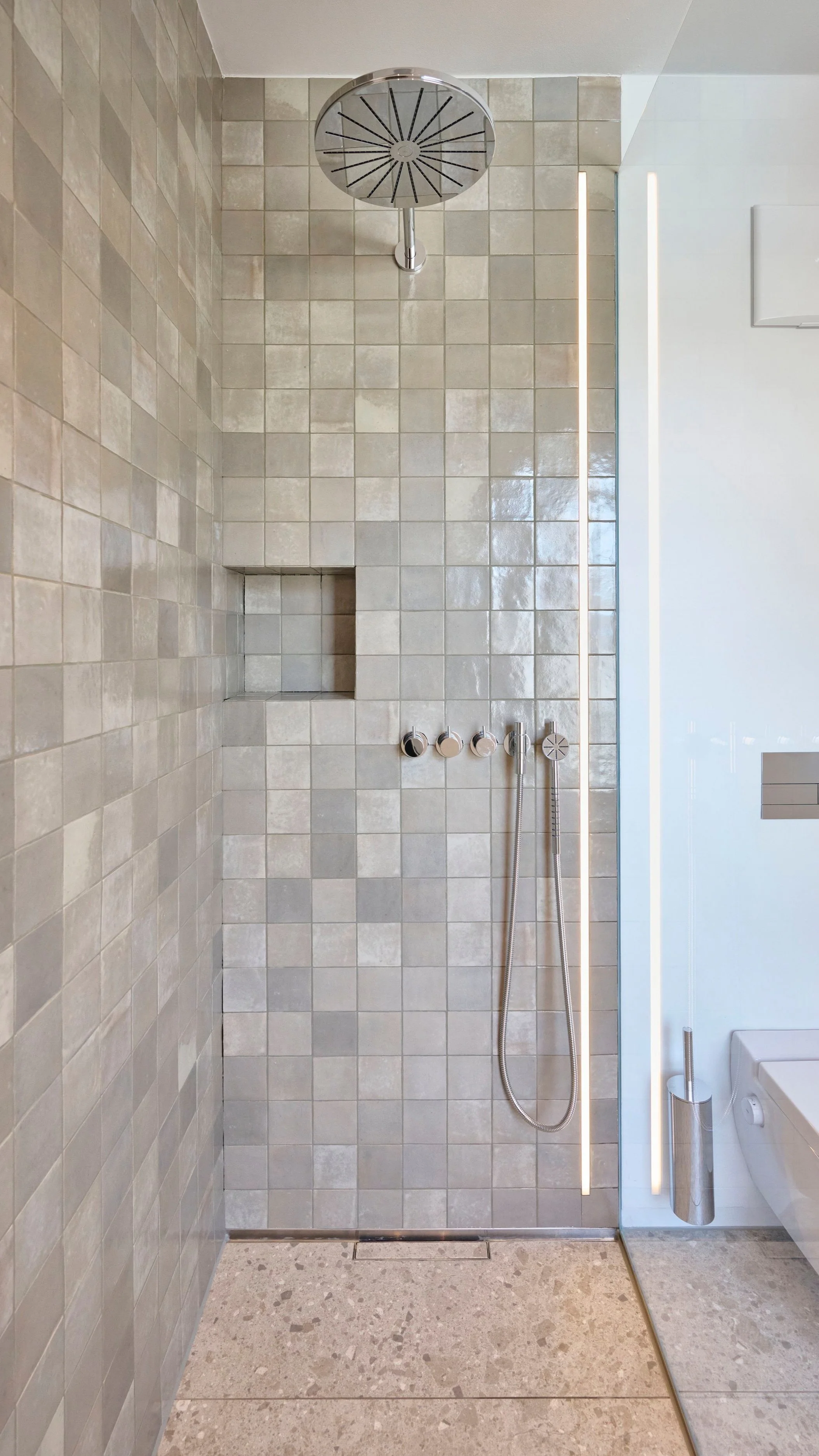 MR+Design+Studio_Milena+Romero_shower_Guest+Bathroom_.jpg