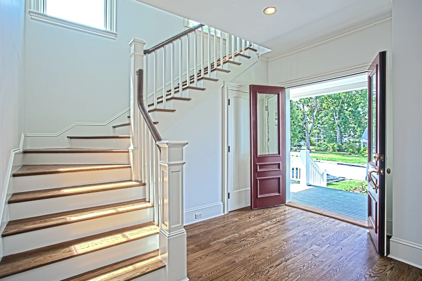 22Lenox_Int_01-3450008416-O.jpg