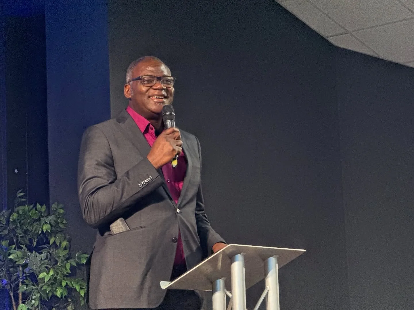 We had such a wonderful morning with Pastor Kojo Wood! Definitely give it a listen by going to our YouTube channel via the link in our bio. 

🗓️ This Week&rsquo;s Schedule 🗓️

Tuesday
6:30pm - Sunshine Corner ☀️

Thursday 
🚨 no prayer meeting

Fri