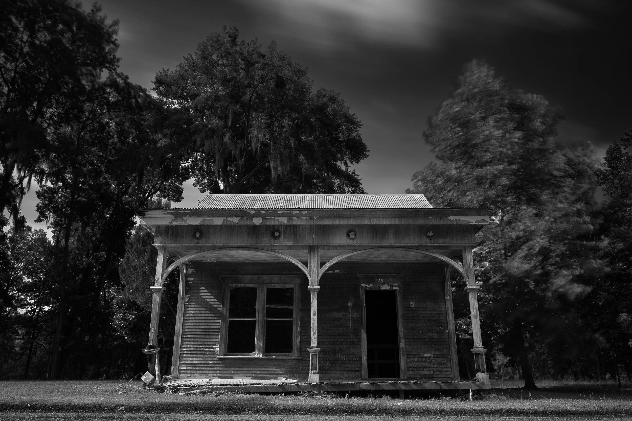 aaron coury photography town of spectre big fish 3.jpg