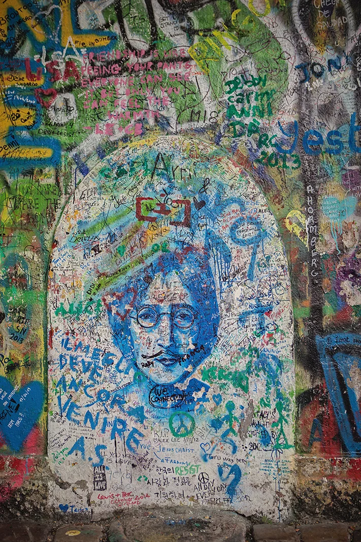 Prague_OldTown_JohnLennonWall_0727_CGiovagnoli.jpg