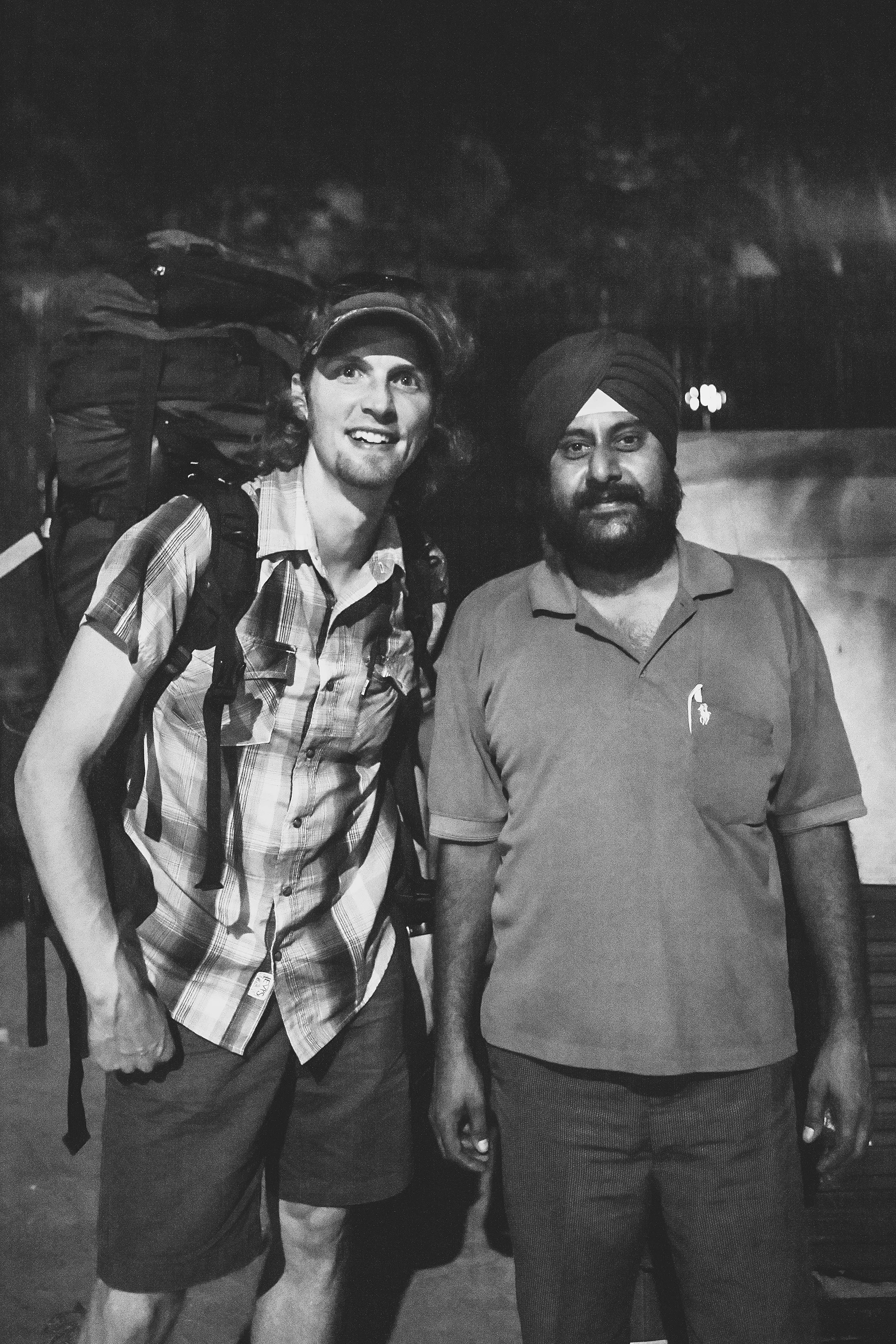 CindyGiovagnoli_India_Delhi_Gandhi_LodiGardens_GurudwaraBanglaSahib_Train-017.jpg