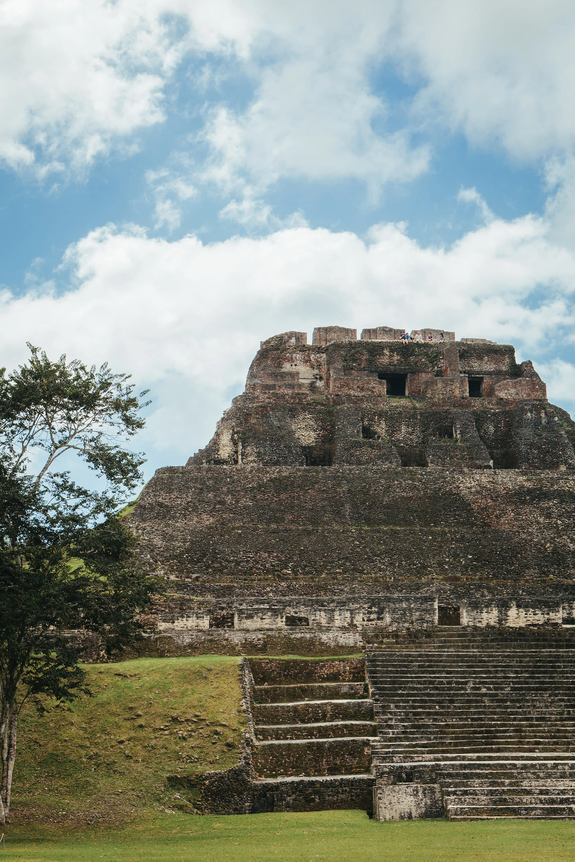 CindyGiovagnoli_Belize_Xunantunich-008.jpg