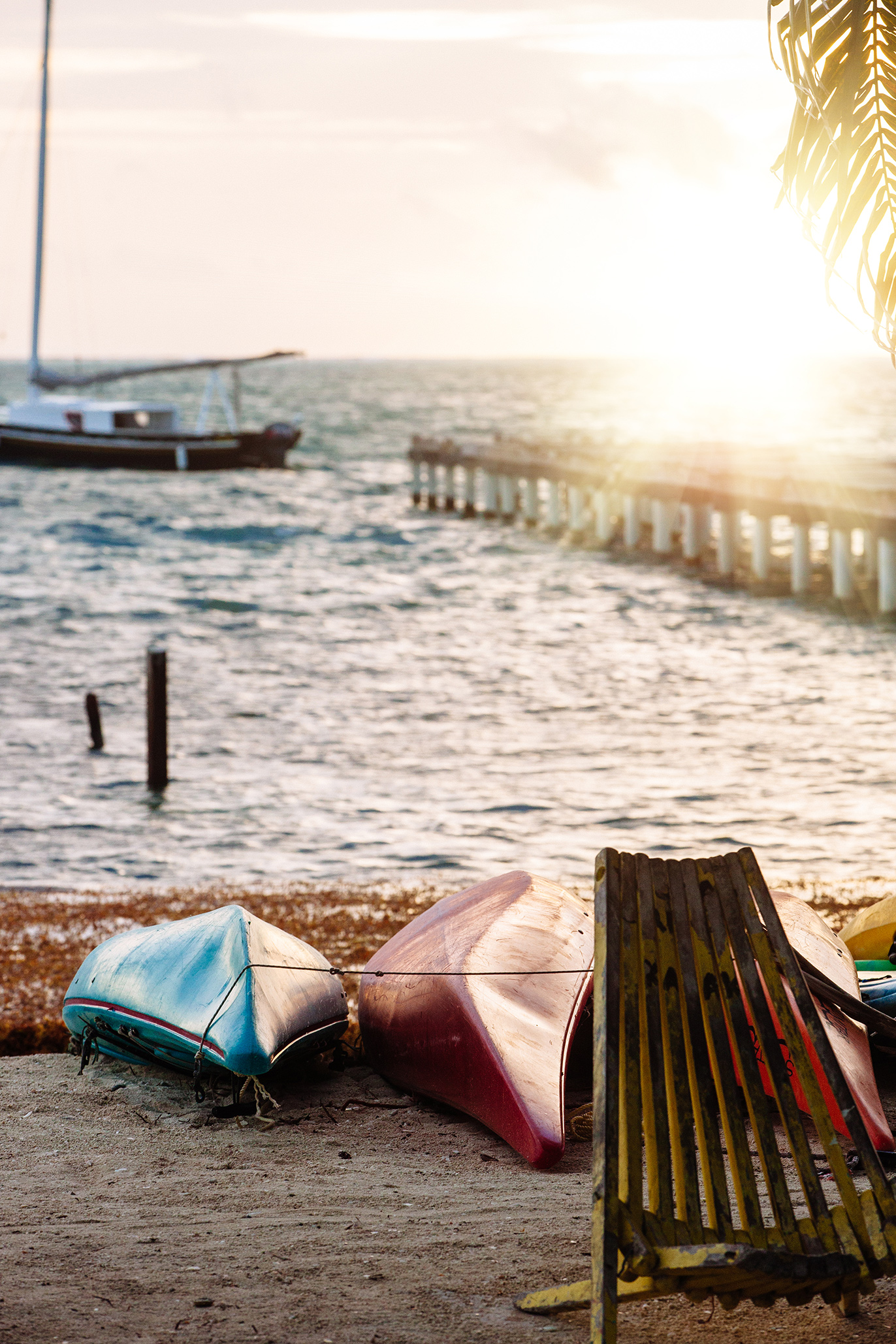 CindyGiovagnoli_editorial_travel_photographer_Belize_CayeCaulker_tropical_beach_island_CentralAmerica-009.jpg