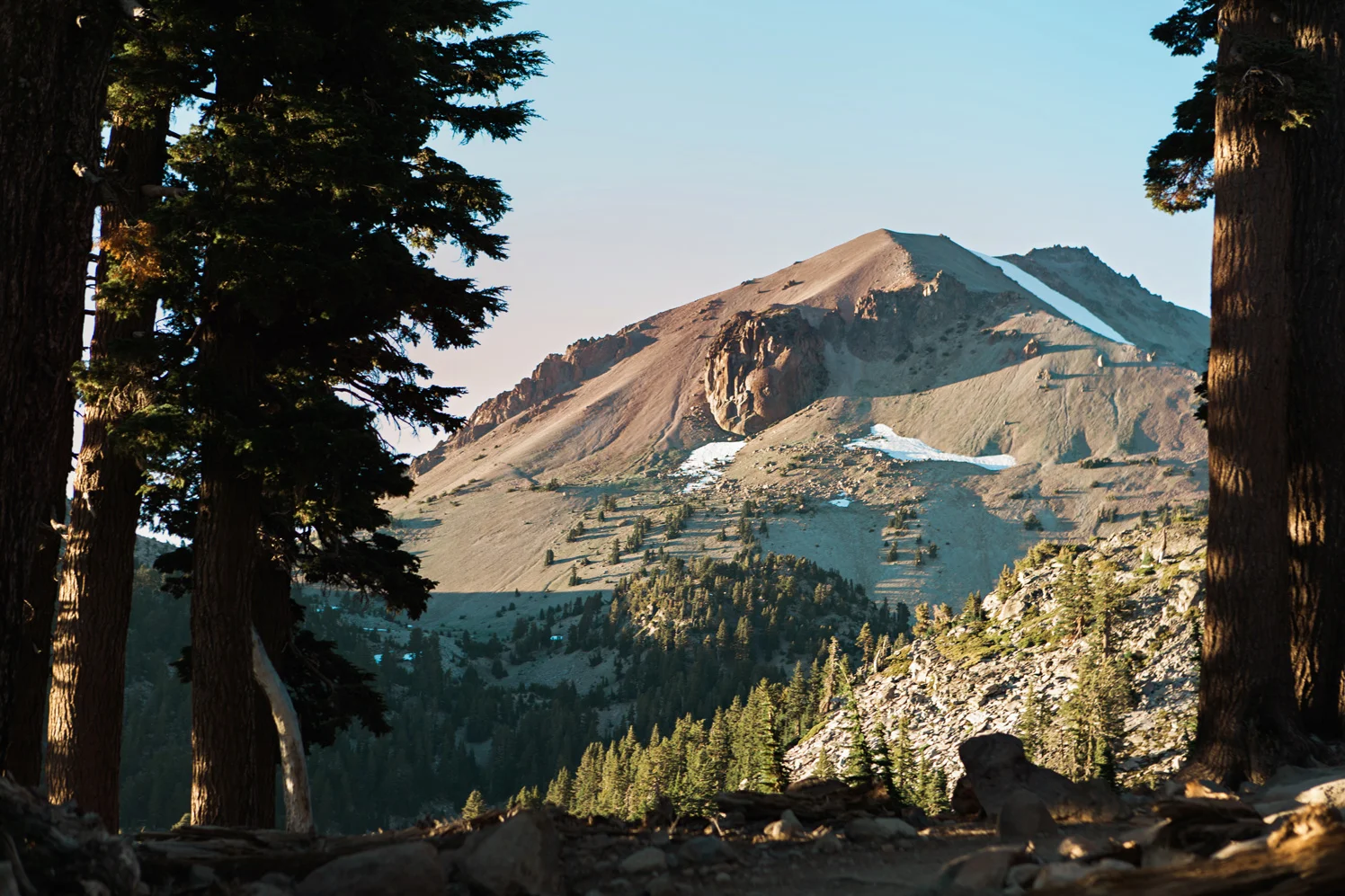 CindyGiovagnoli_Lassen_Volcanic_National_Park_California_camp_road_trip-020.jpg