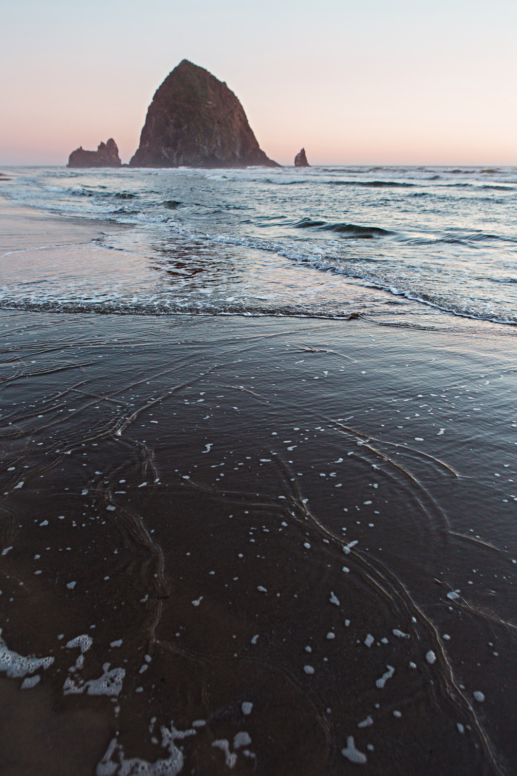 CindyGiovagnoli_Crater_Lake_National_Park_Cape_Perpetua_Heceta_Head_lighthouse_Pacific_Ocean_Cannon_Beach_haystack_Oregon_coast-013.jpg