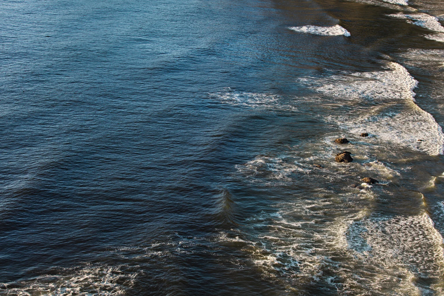 CindyGiovagnoli_Crater_Lake_National_Park_Cape_Perpetua_Heceta_Head_lighthouse_Pacific_Ocean_Cannon_Beach_haystack_Oregon_coast-021.jpg