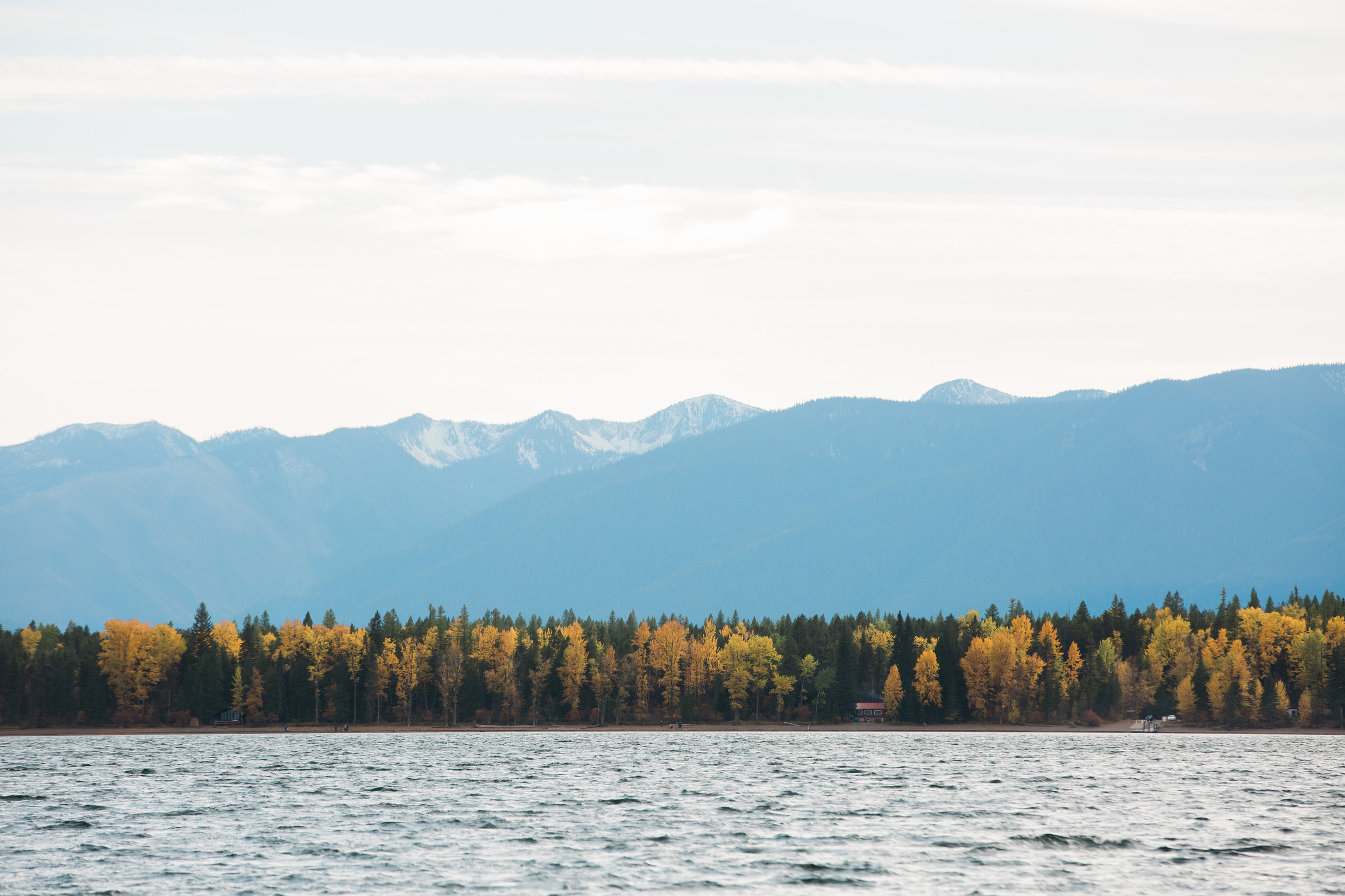 CindyGiovagnoli_Glacier_National_Park_Montana_mountains_lake_fall_autumn_road_trip-008.jpg