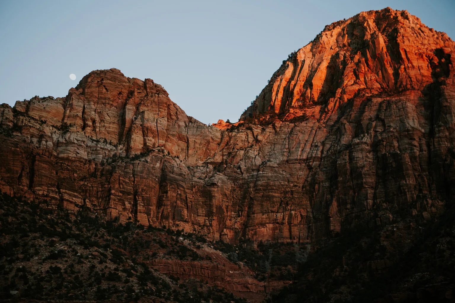 CindyGiovagnoli_Utah_Zion_desert_night_morning_coffee_blm_land_off_grid-002.jpg
