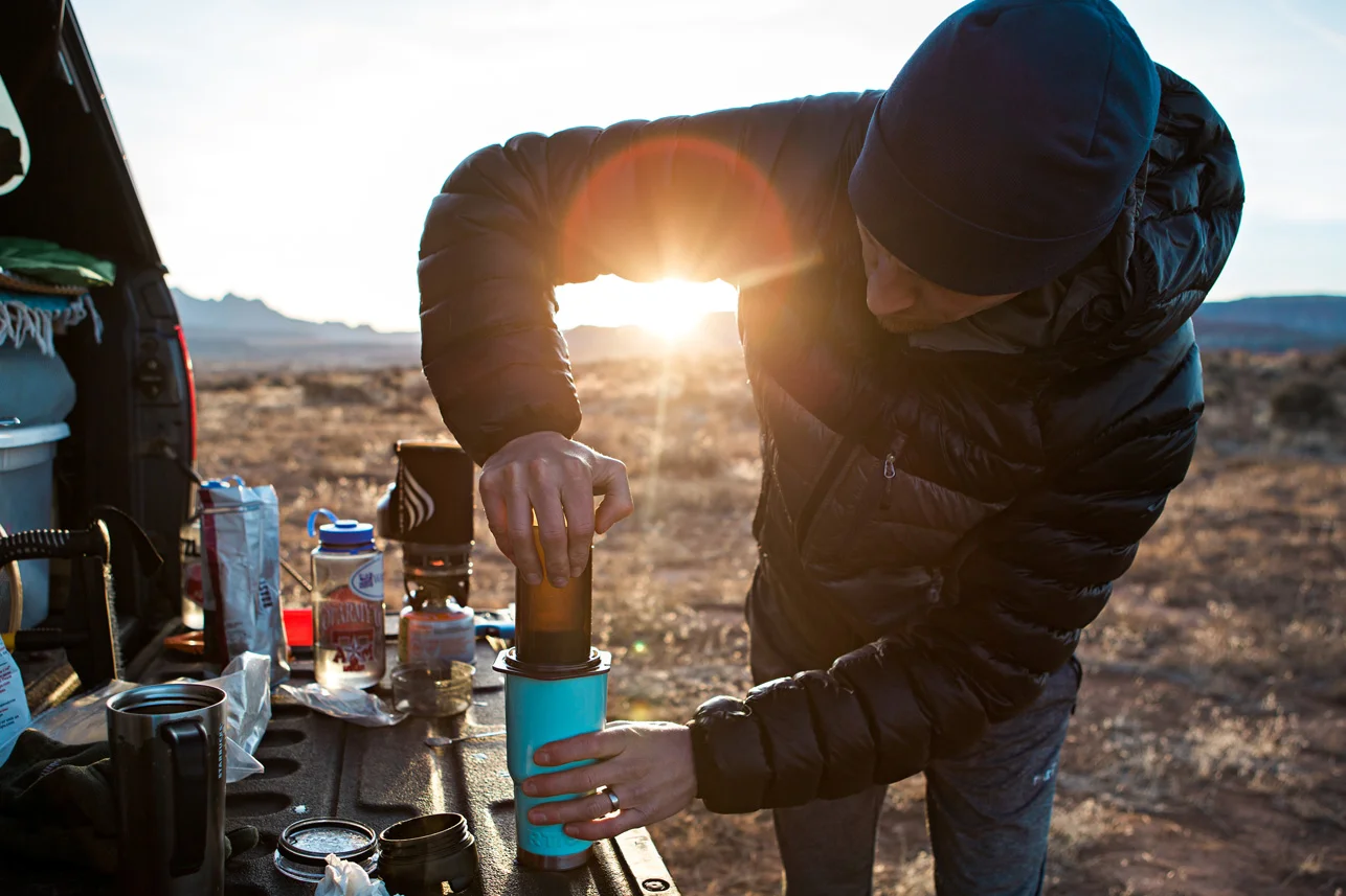 CindyGiovagnoli_Utah_Zion_desert_night_morning_coffee_blm_land_off_grid-011.jpg