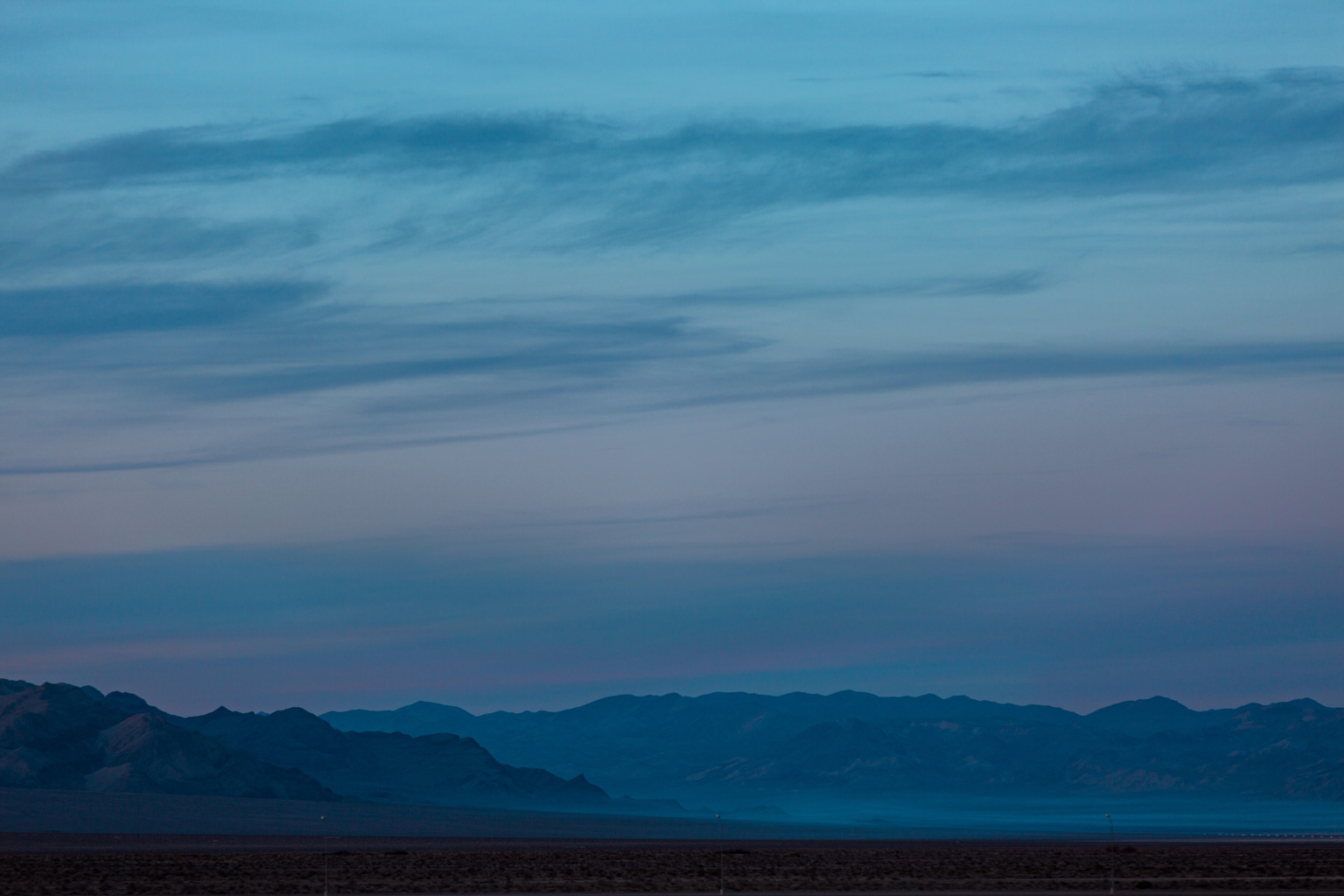 CindyGiovagnoli_Nevada_Arizona_roadtrip_sunset_travel_camper_tinyhouse-014.jpg