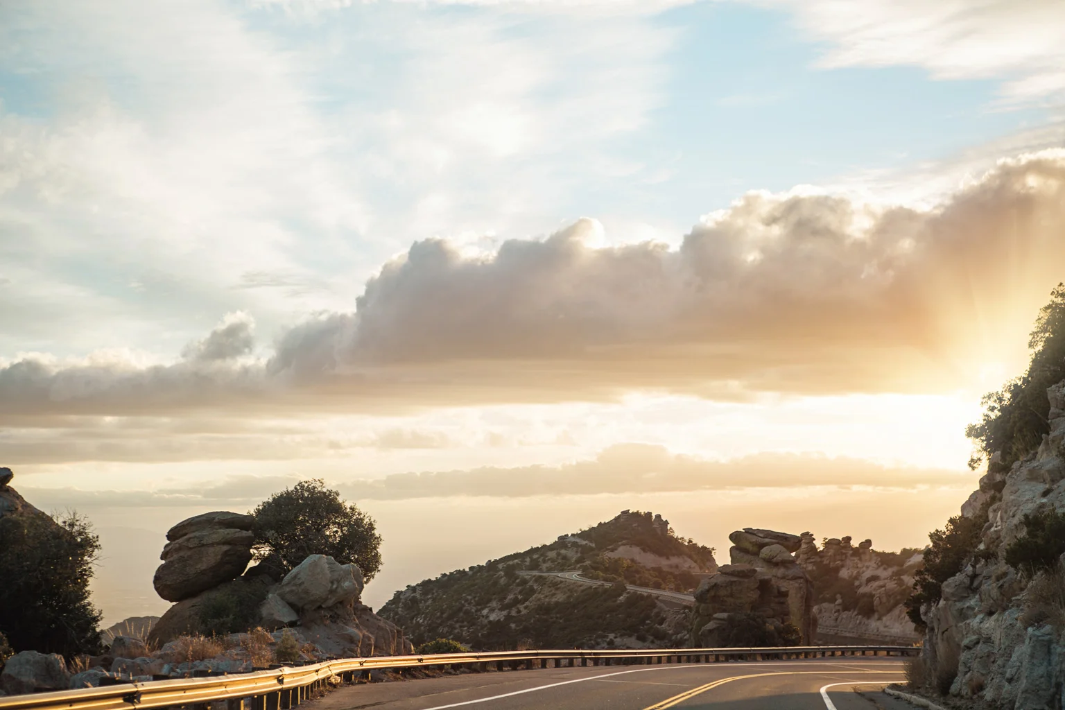 CindyGiovagnoli_Tucson_Arizona_MtLemmon_sunset_roadtrip-005.jpg