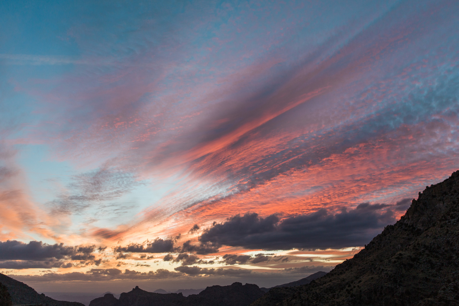 CindyGiovagnoli_Tucson_Arizona_MtLemmon_sunset_roadtrip-012.jpg