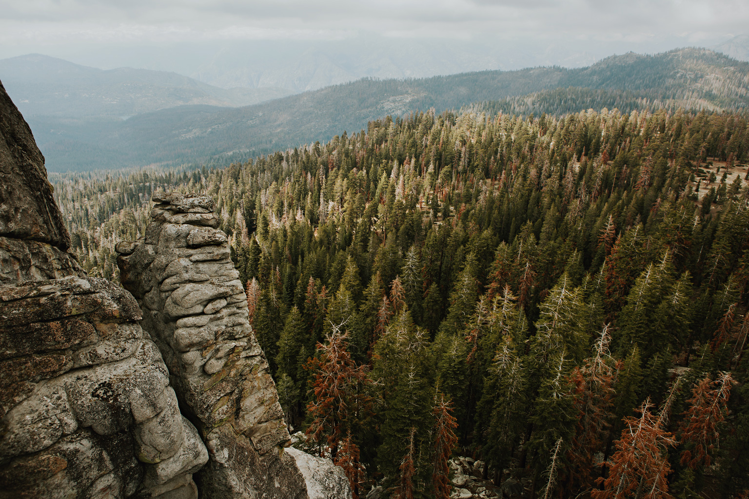 CindyGiovagnoli_Kings_Canyon_National_Park_hike_firetower_lookout_sunset-005.jpg