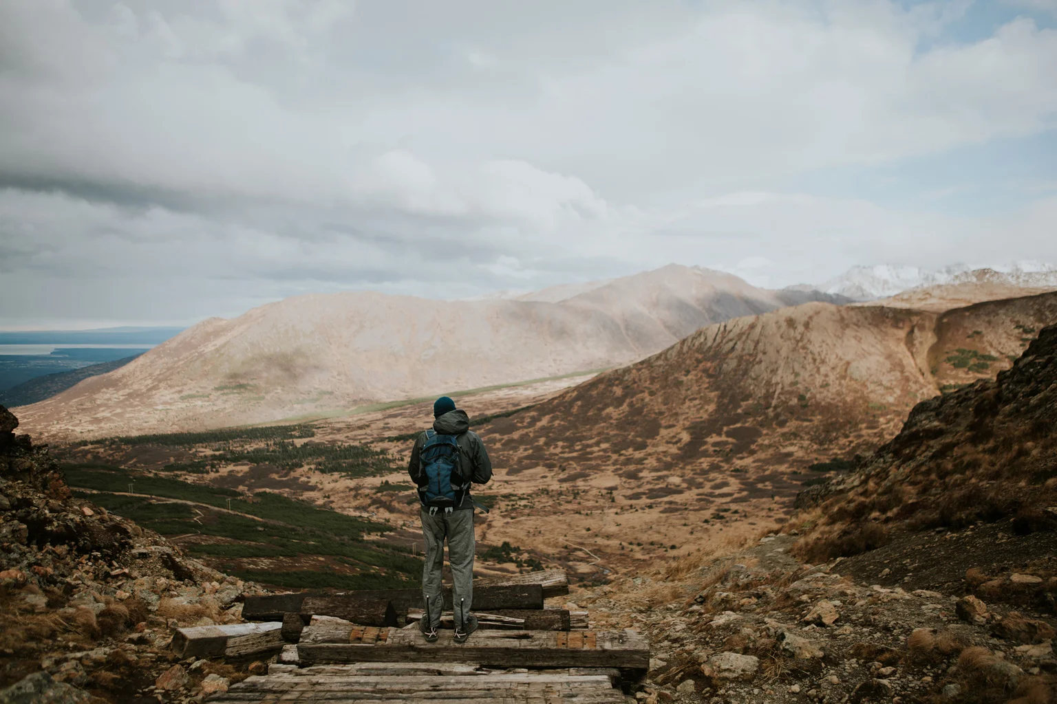 CindyGiovagnoli_Anchorage_Alaska_Flattop_mountain_hike_snocapped-010.jpg
