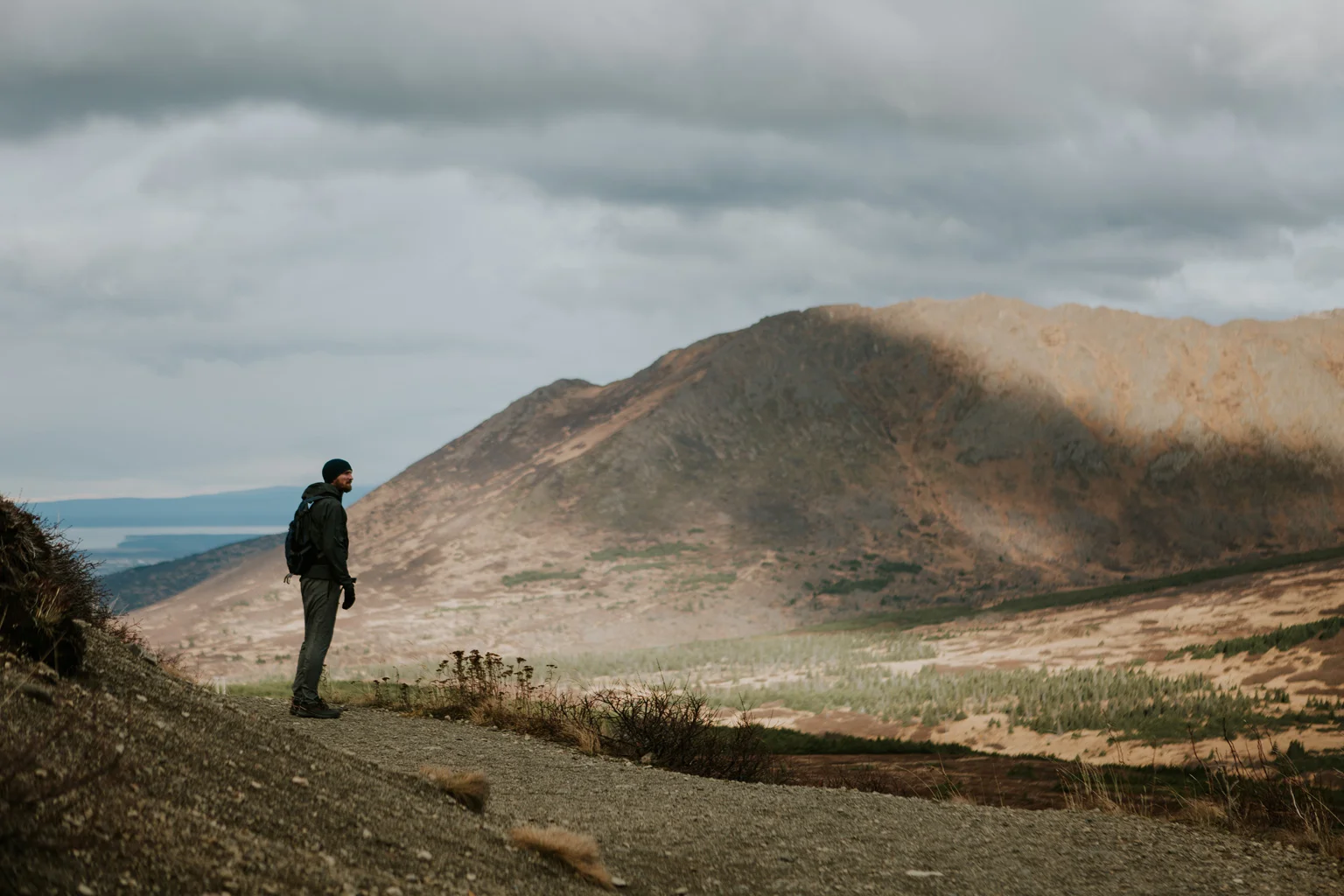 CindyGiovagnoli_Anchorage_Alaska_Flattop_mountain_hike_snocapped-015.jpg