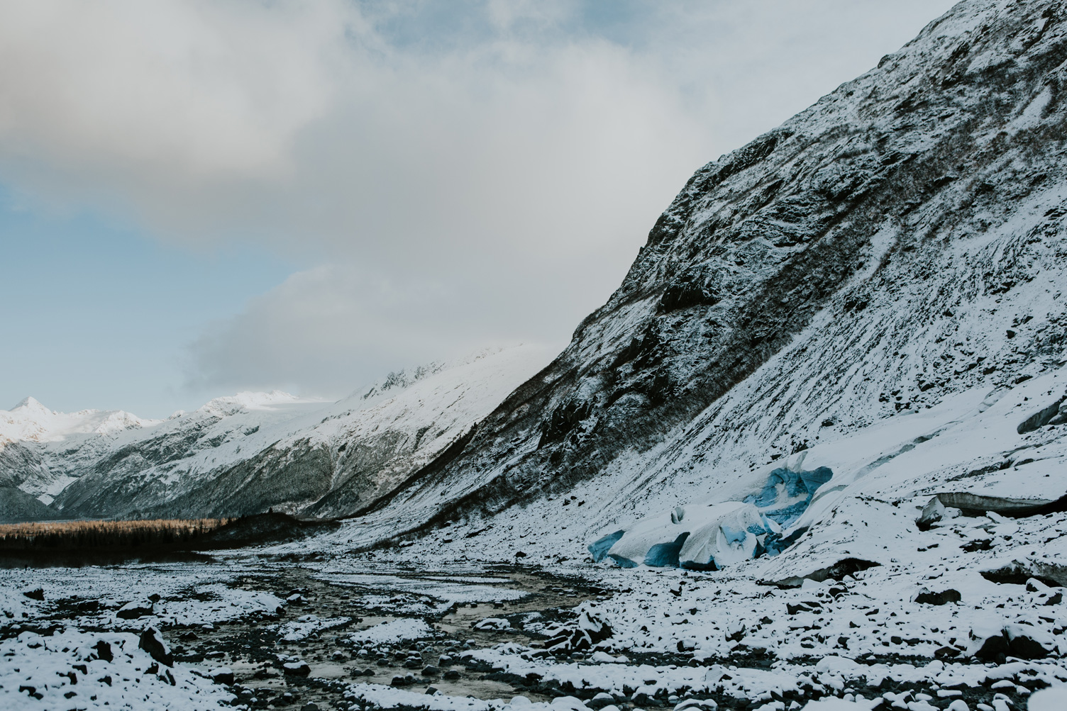 CindyGiovagnoli_hiking_glacier_Anchorage_snow_winter_ByronGlacier_Alaska-011.jpg