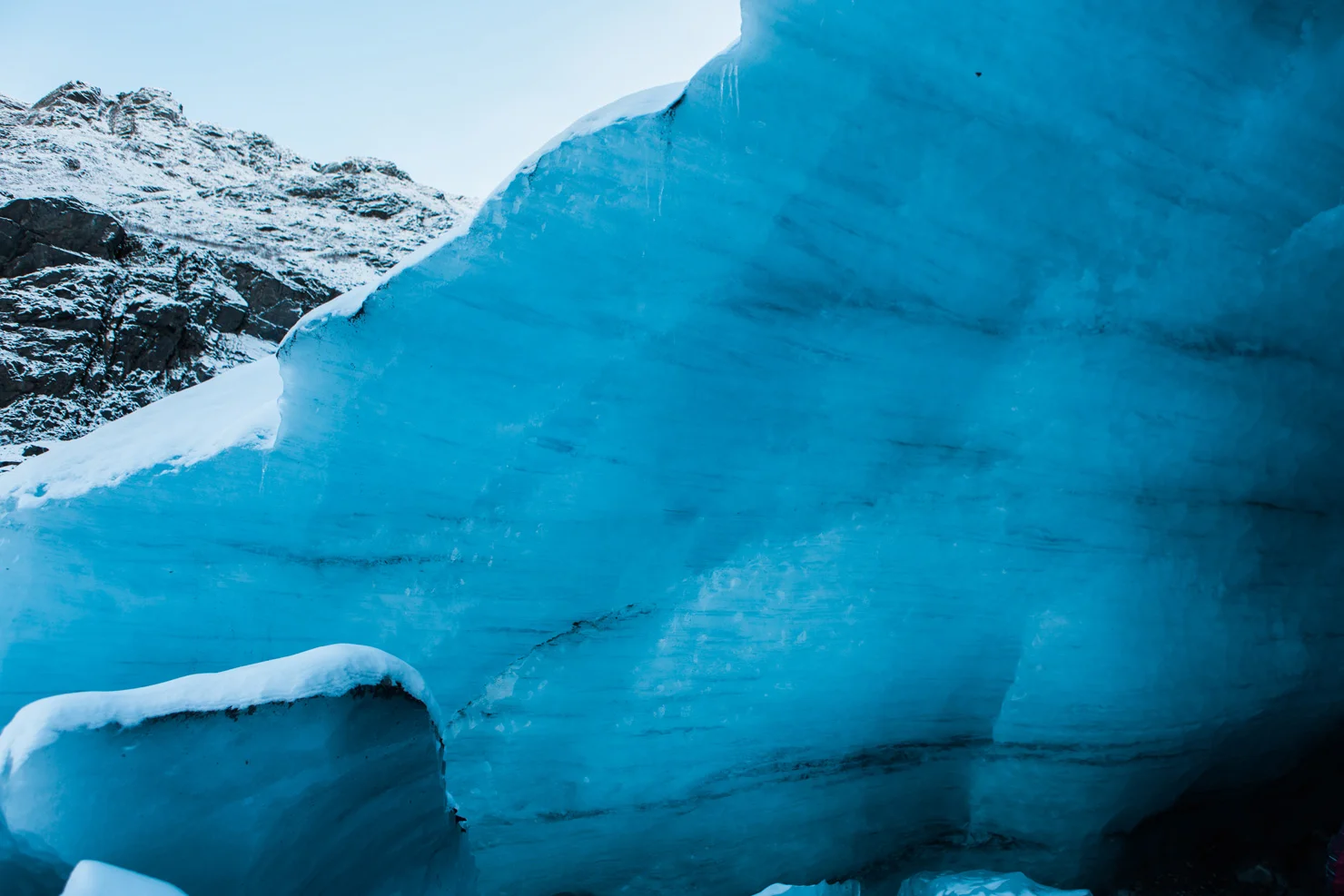 CindyGiovagnoli_hiking_glacier_Anchorage_snow_winter_ByronGlacier_Alaska-028.jpg