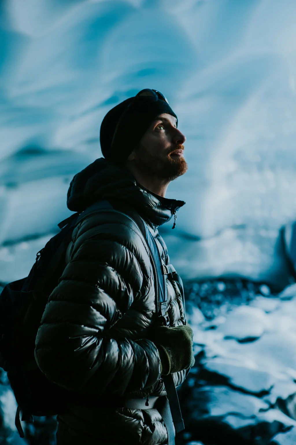 CindyGiovagnoli_hiking_glacier_Anchorage_snow_winter_ByronGlacier_Alaska-039.jpg