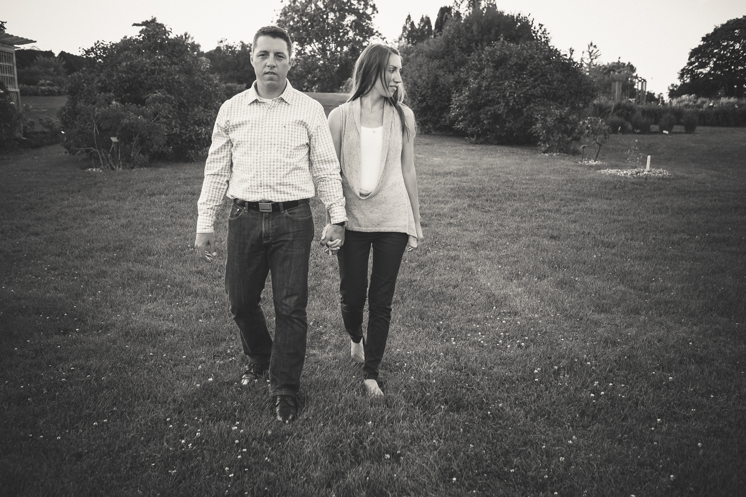  Engagement Session - Ornamental Gardens at the Central Experimental Farm in Ottawa. 