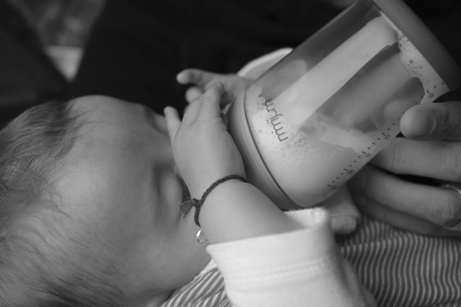 Les Mamans Temoignent Mimijumi Le Biberon Ideal Pour Bebe Mimijumi France
