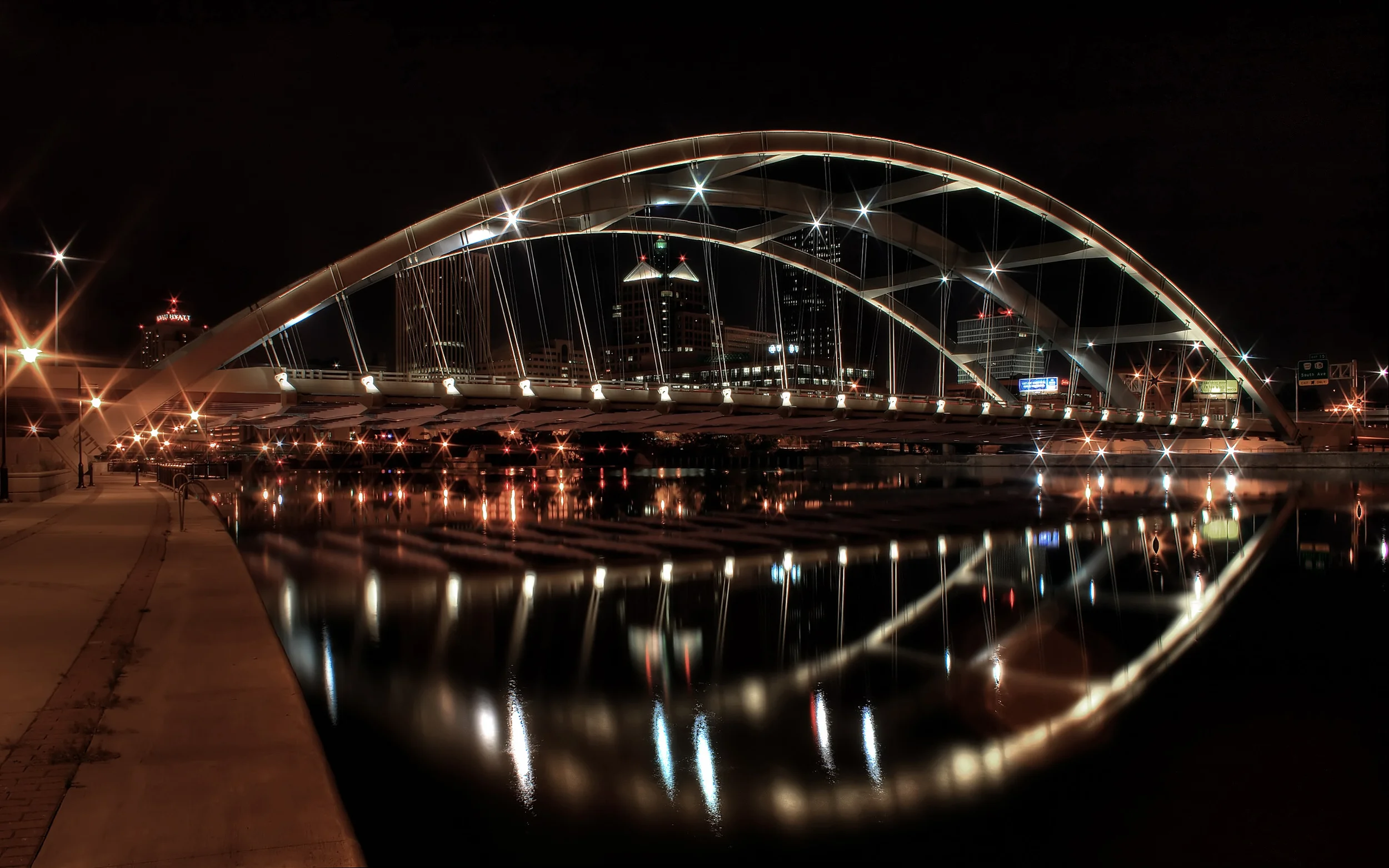 Rochester Bridge.jpg