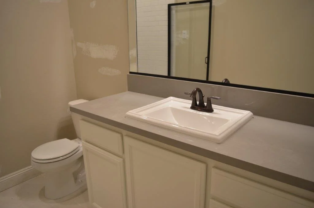 15 - Bath 2.jpg