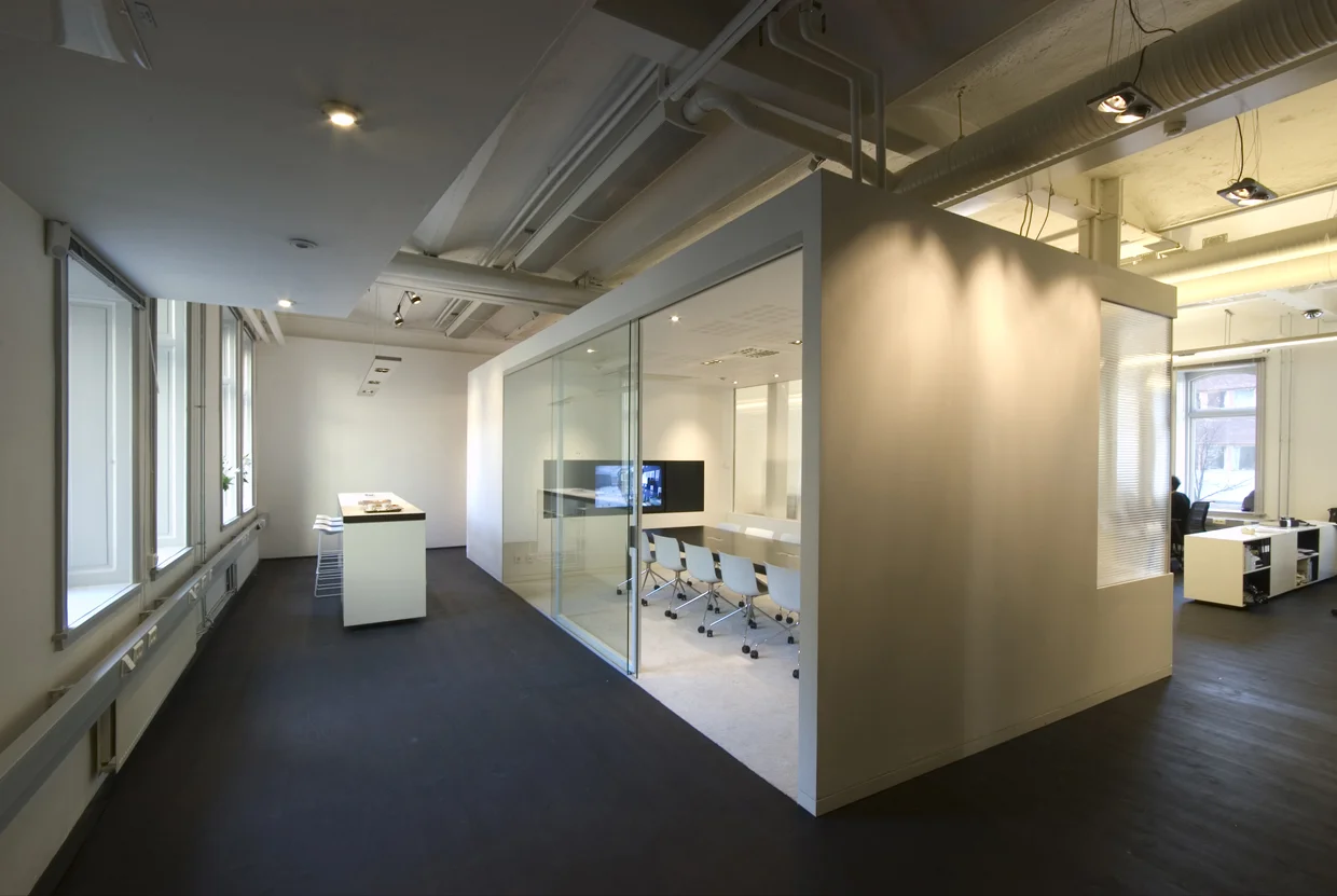 Our executive center brings together thought leaders, corporate executives, government officials as well as the most talented technology companies on the forefront of innovation.
