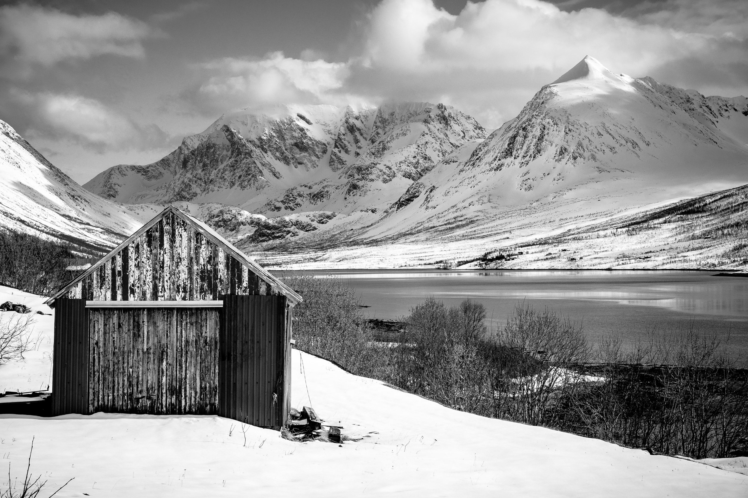 Lyngen 26 - GH5 - B&W 175.jpg