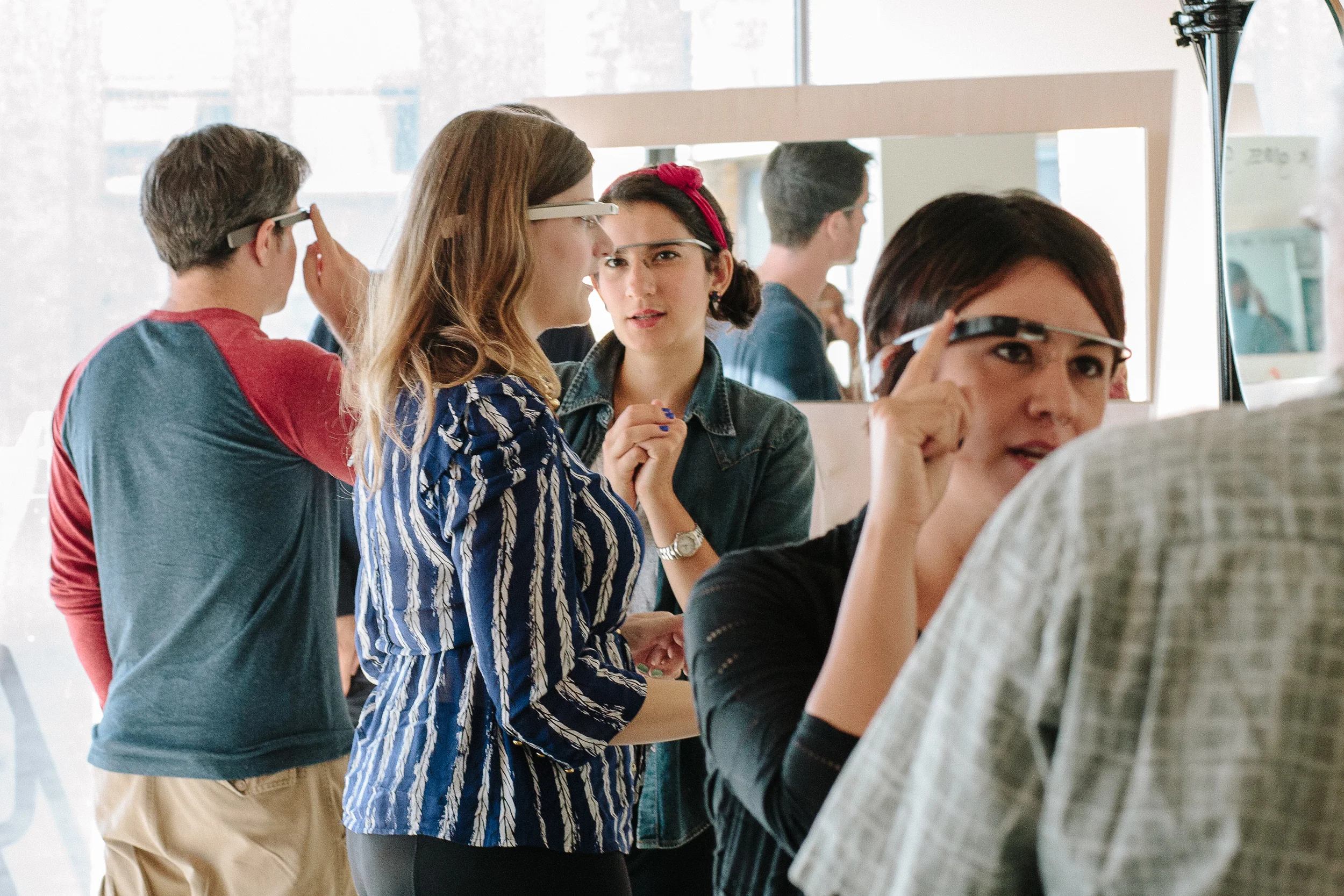 In 2013, Glass Guides hosted demo sessions for interested Googlers.
