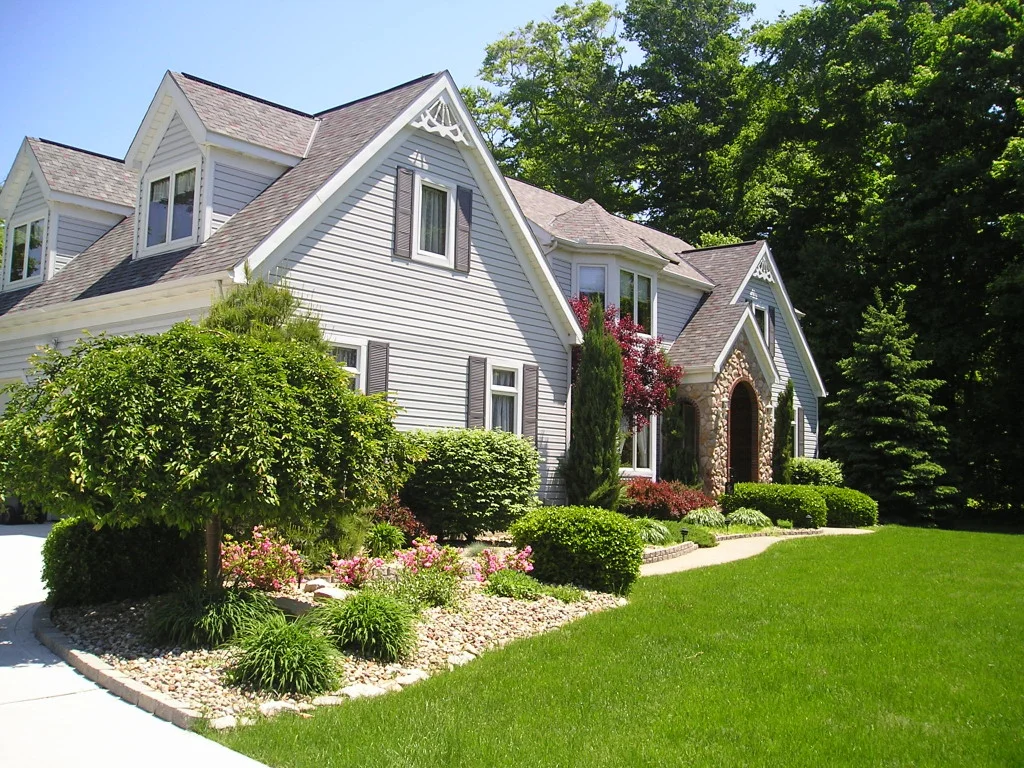 ct-lawn-care-hillside-landscaping-co.jpg