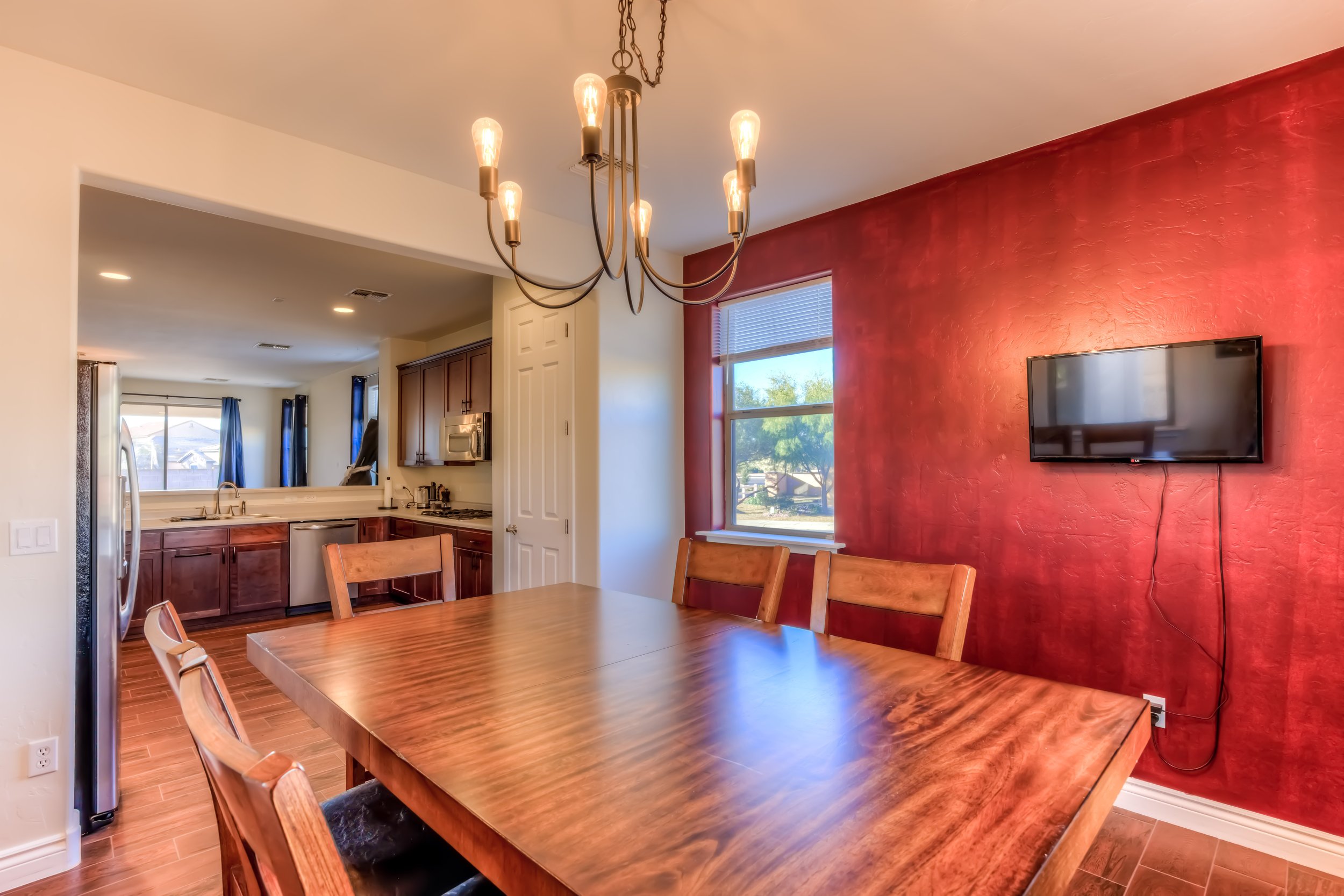 8 Dining Room photo b.jpg