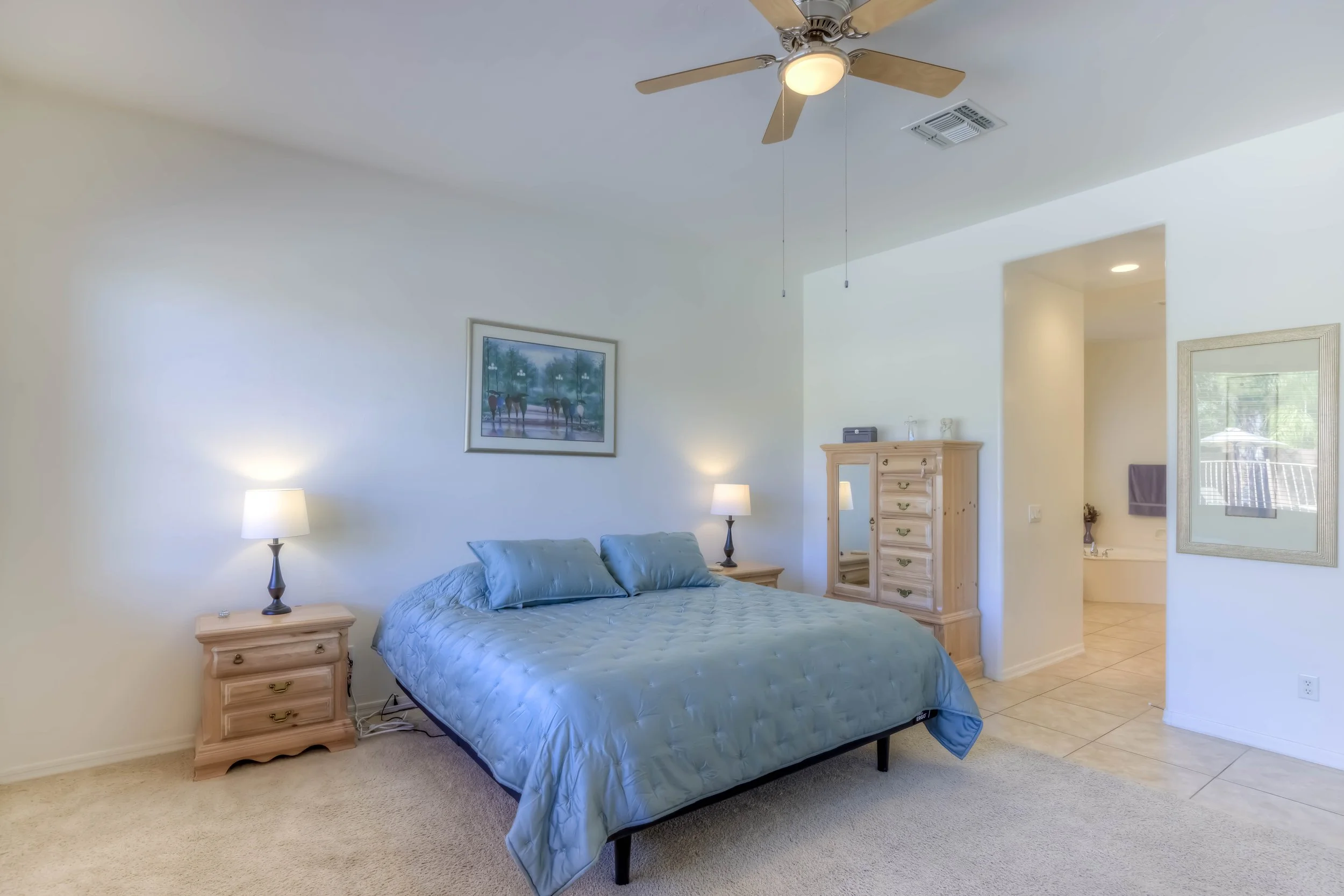 30 Main Bedroom photo c.jpg