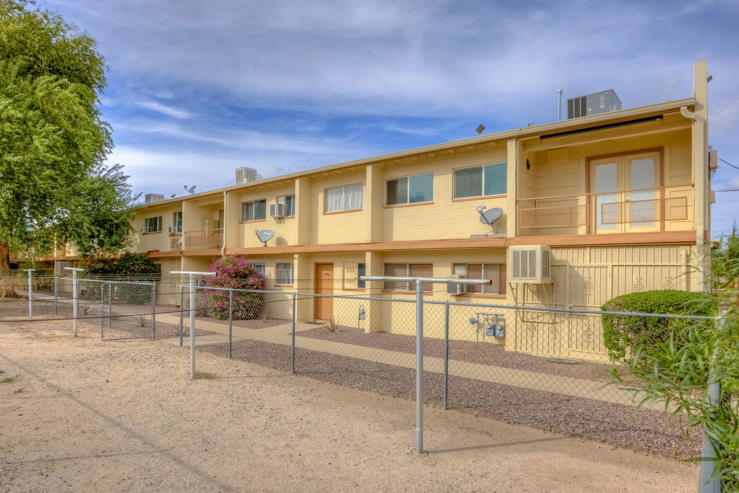 1 Exterior photo a.jpg