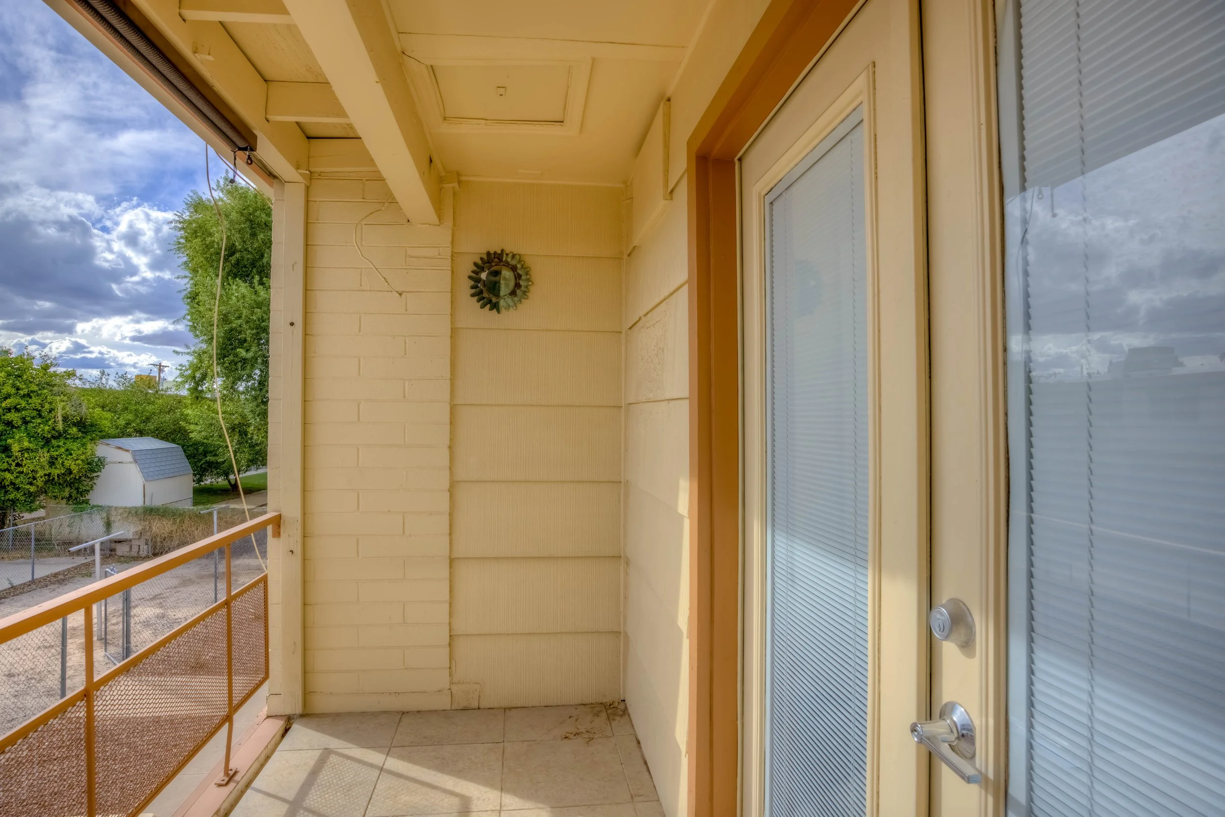 19 Balcony photo a.jpg