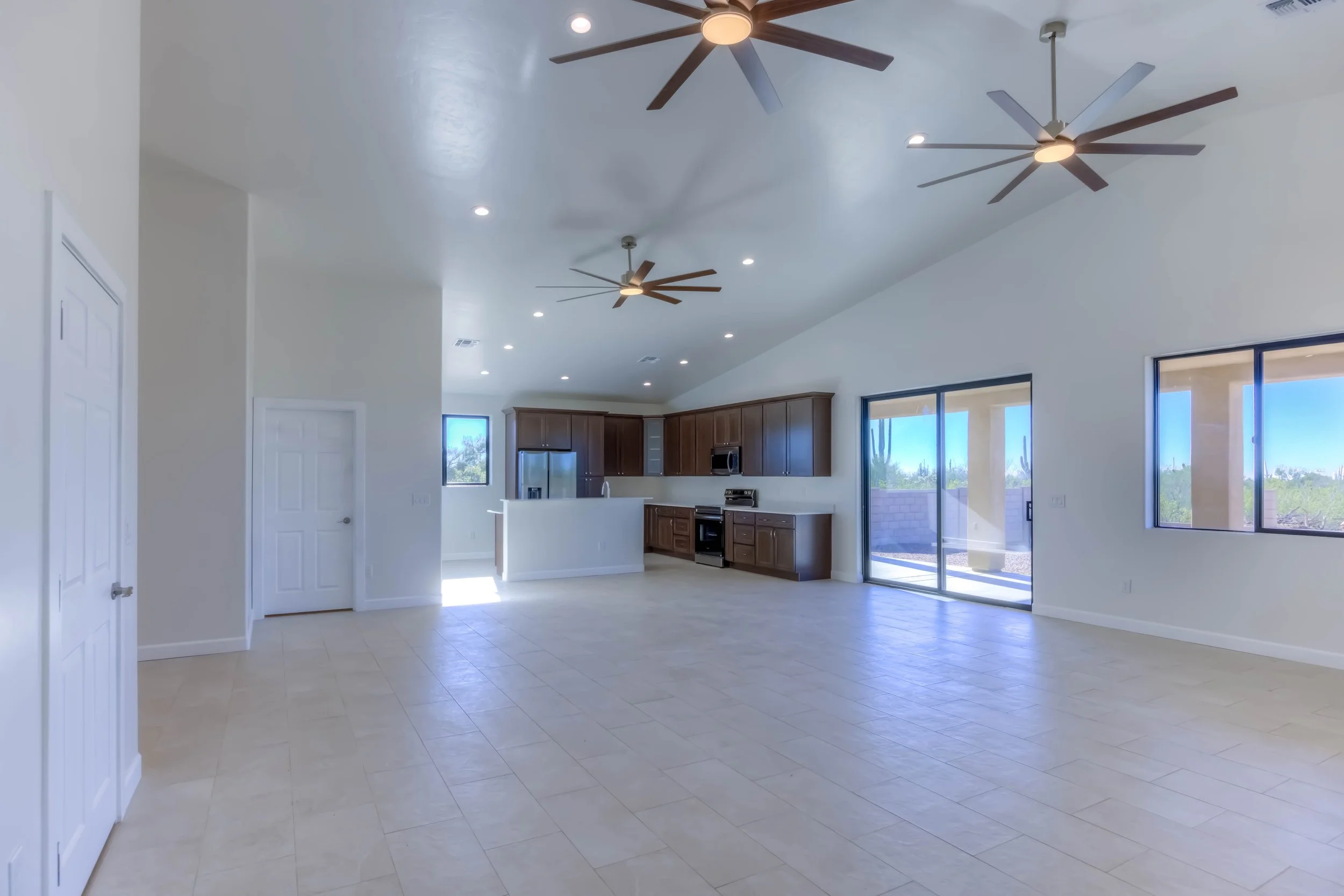 23 Living Room photo b.jpg