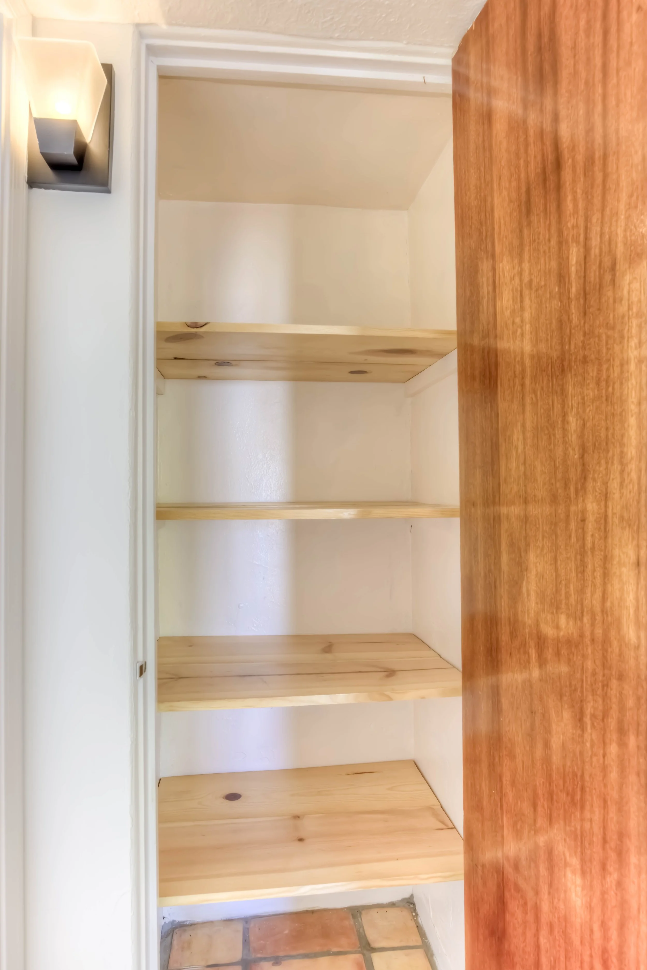 20 Hall Closet.jpg