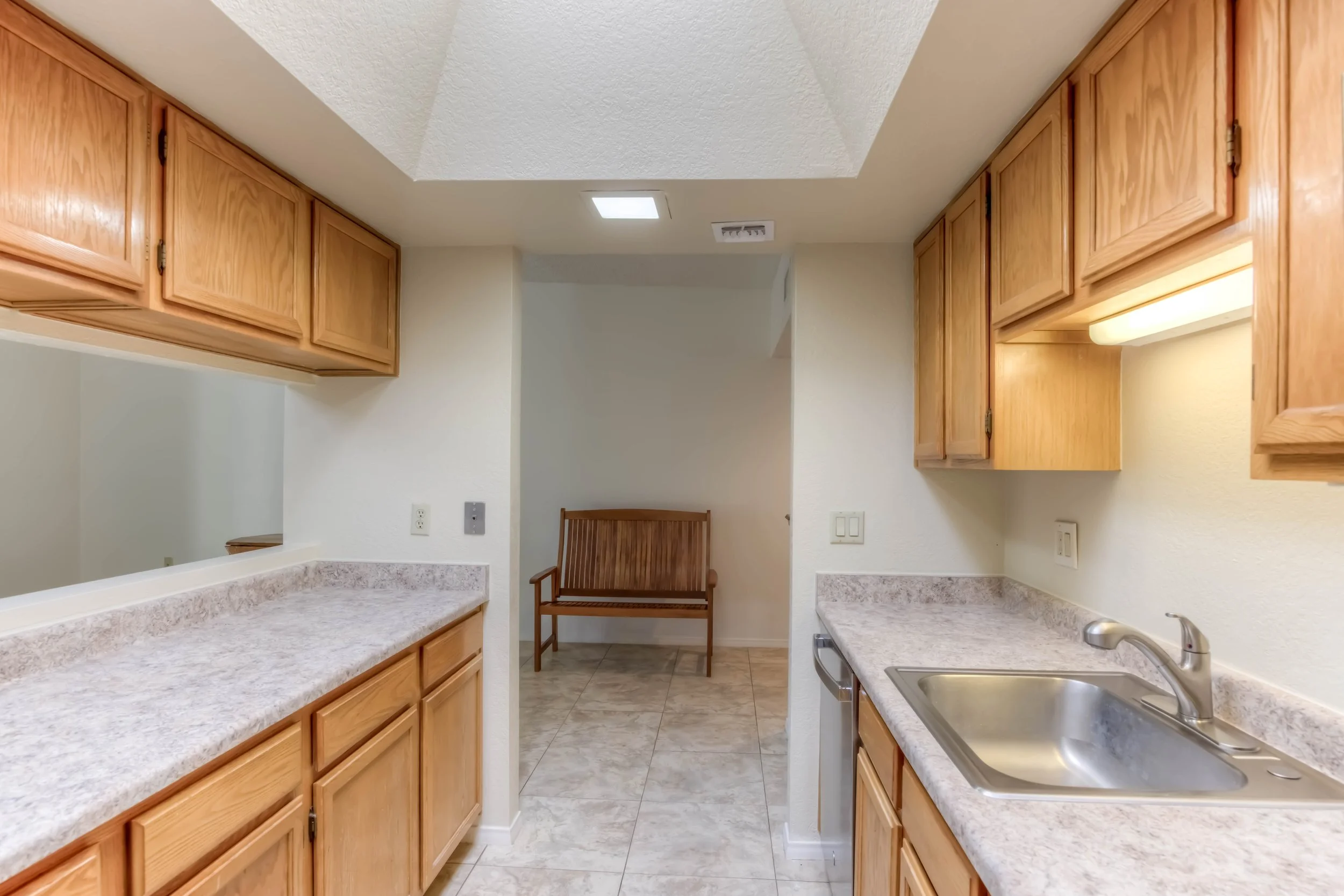 15 Kitchen photo c.jpg
