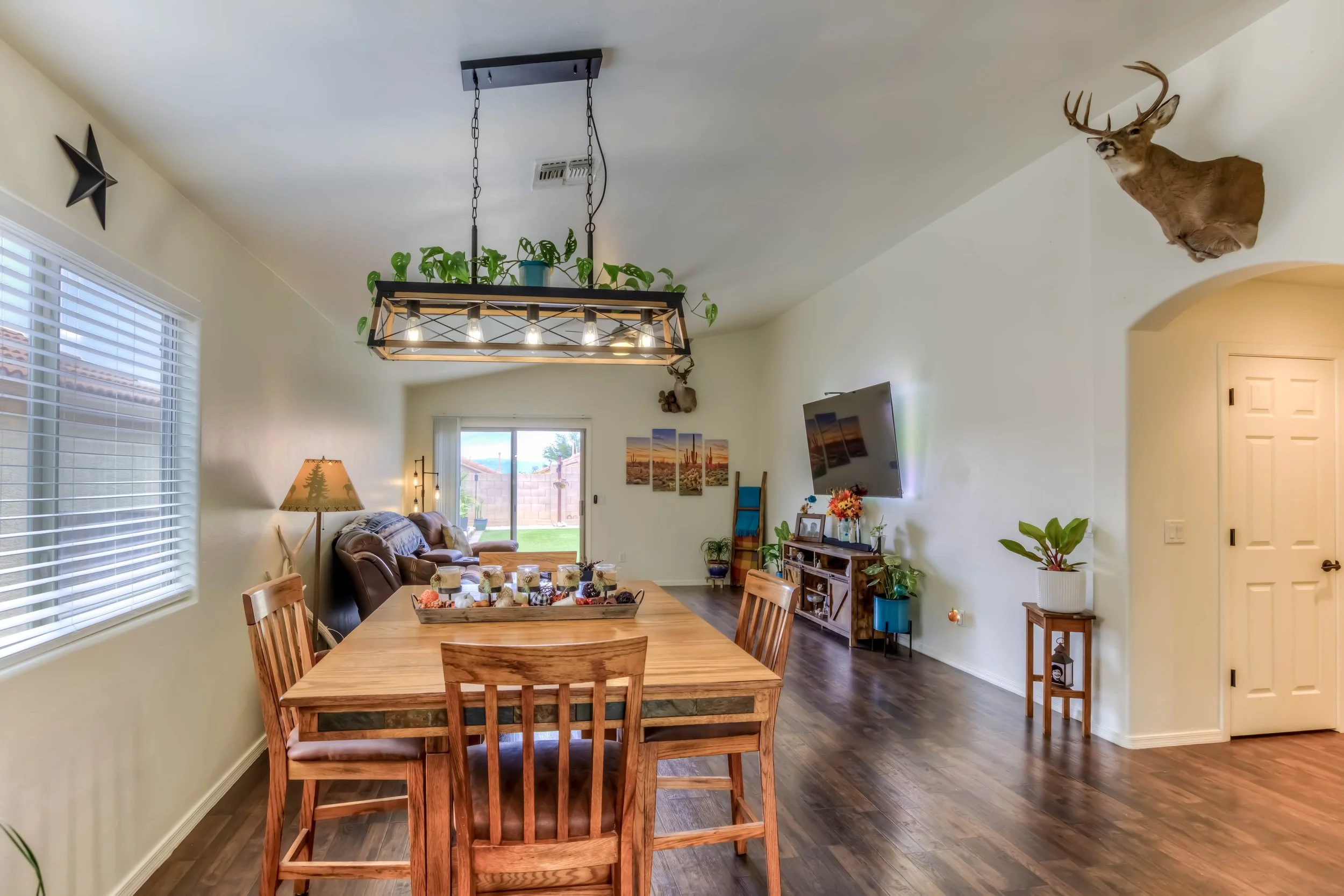 10 Living Room photo c.jpg