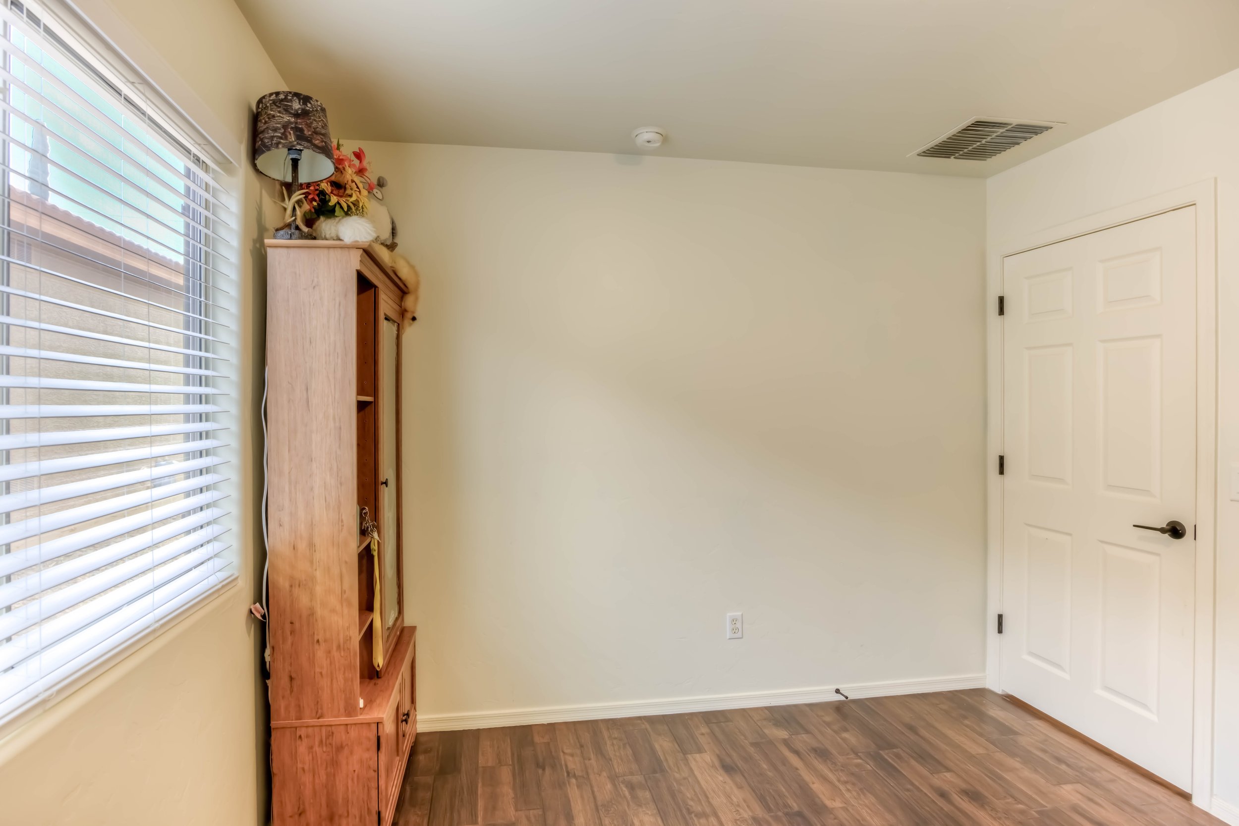22 Bedroom 2 photo b.jpg