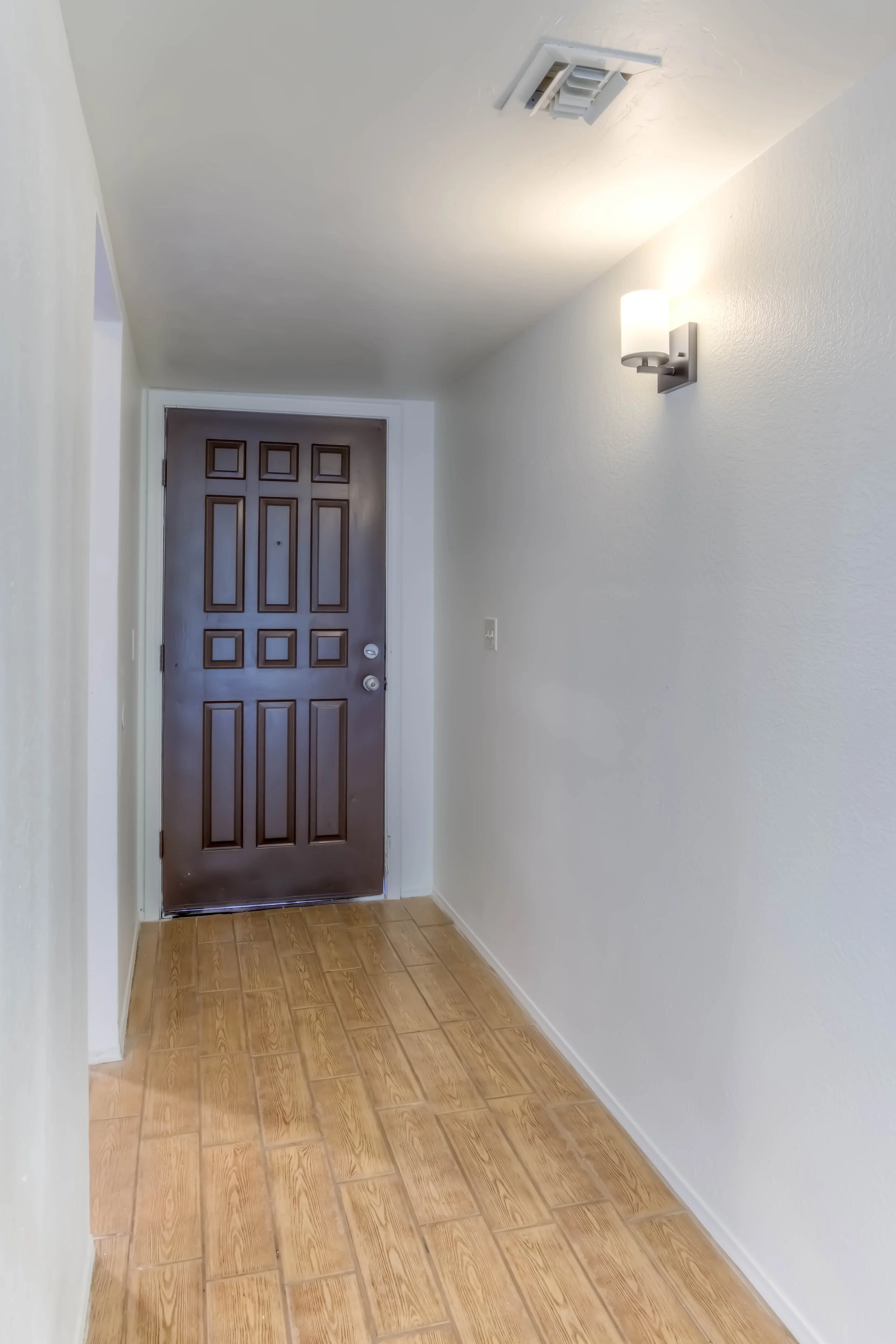 6 Interior Entrance.jpg
