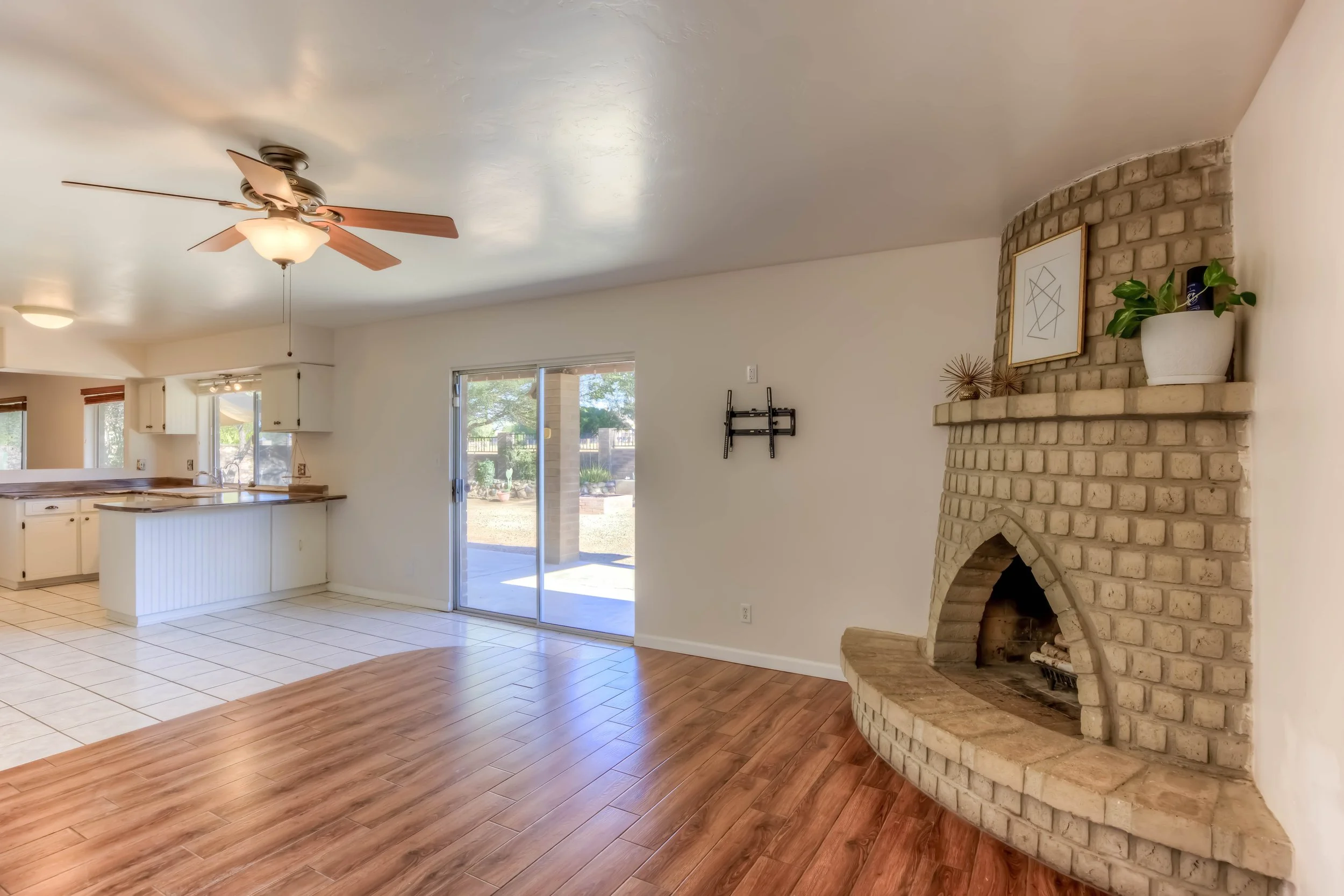 11 Living Room photo b.jpg