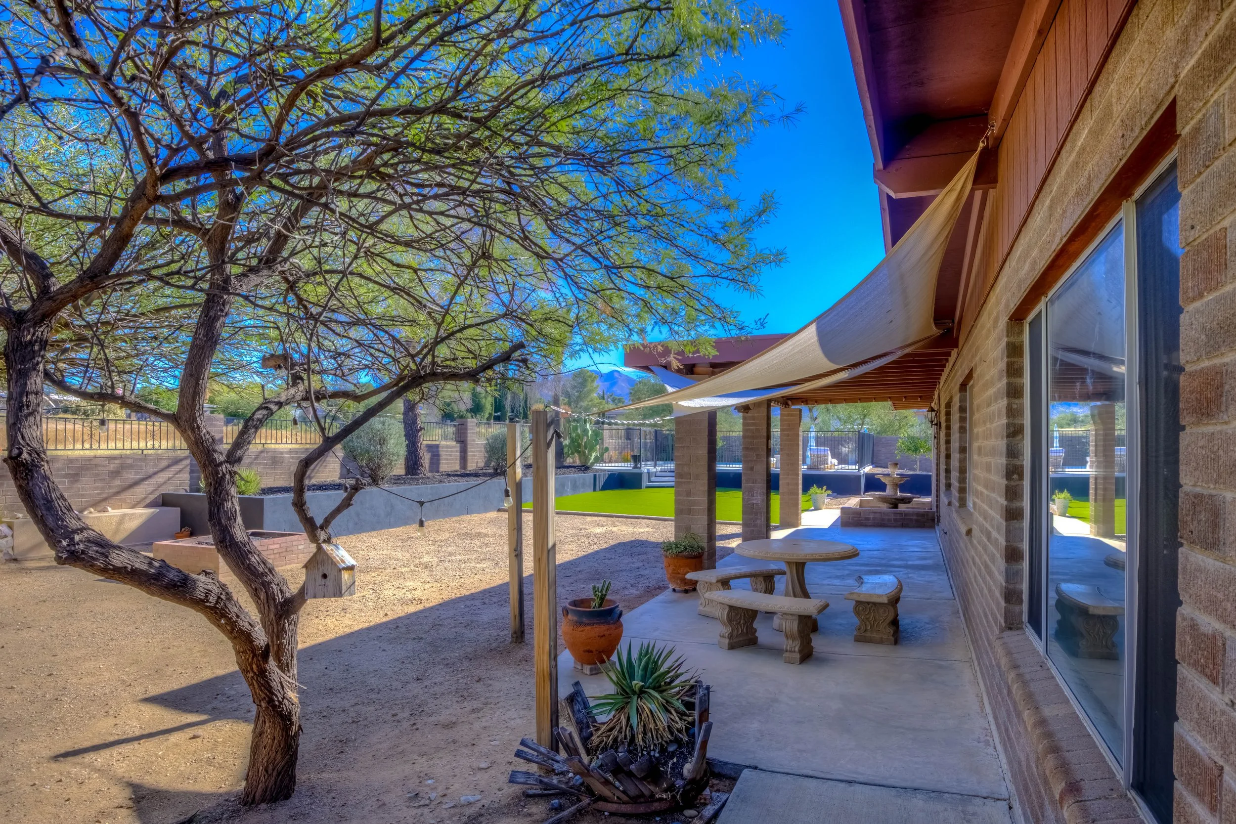 39 Back photo h.jpg