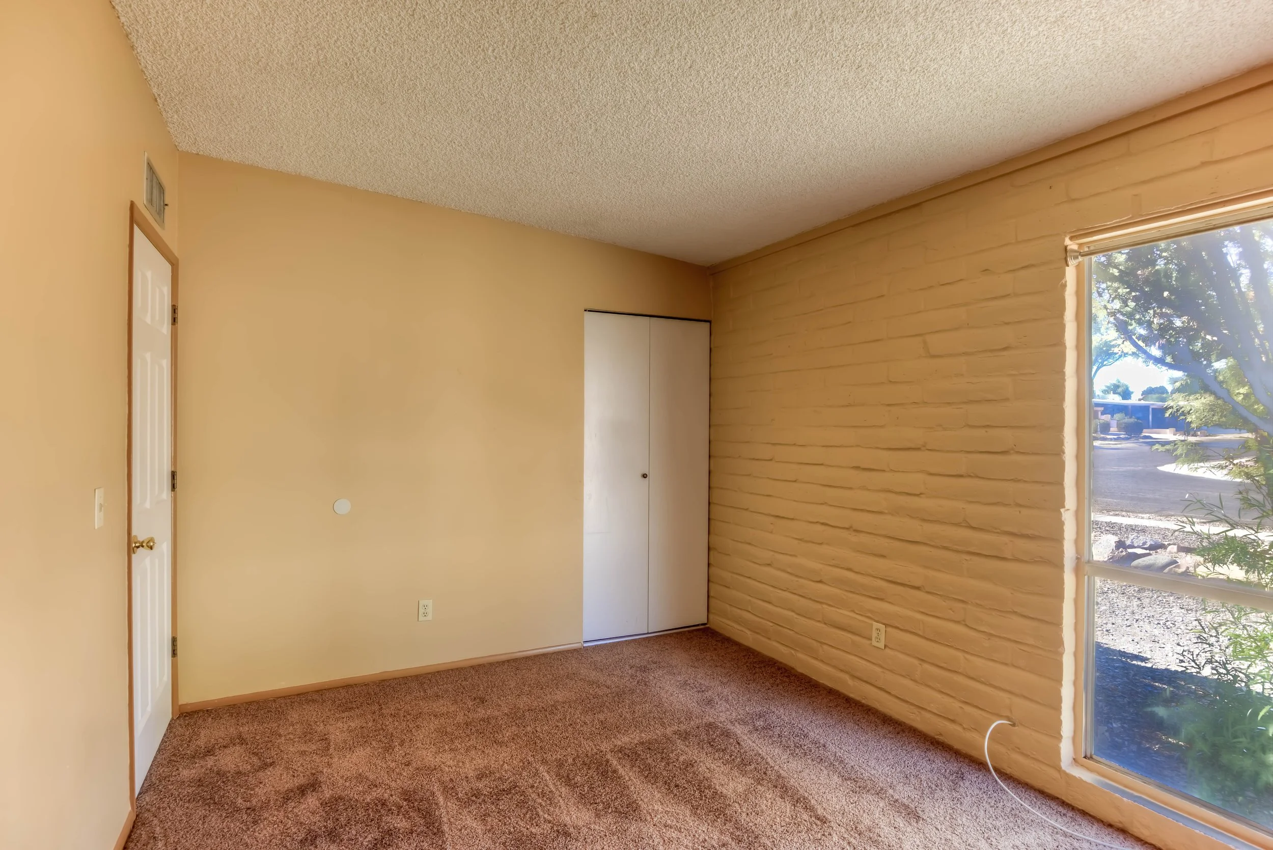 25 Bedroom 2 photo b.jpg