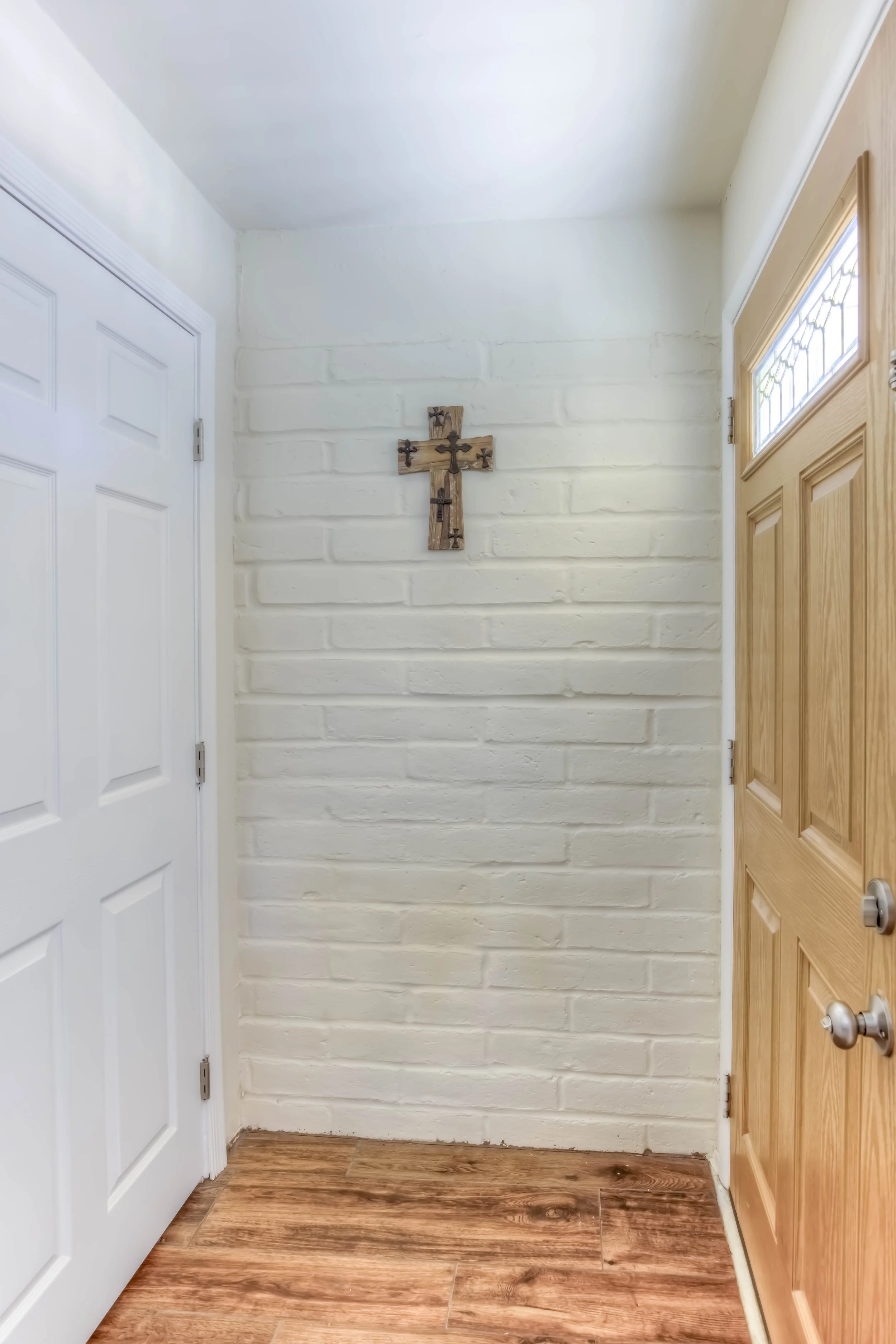 7 Interior Entrance.jpg