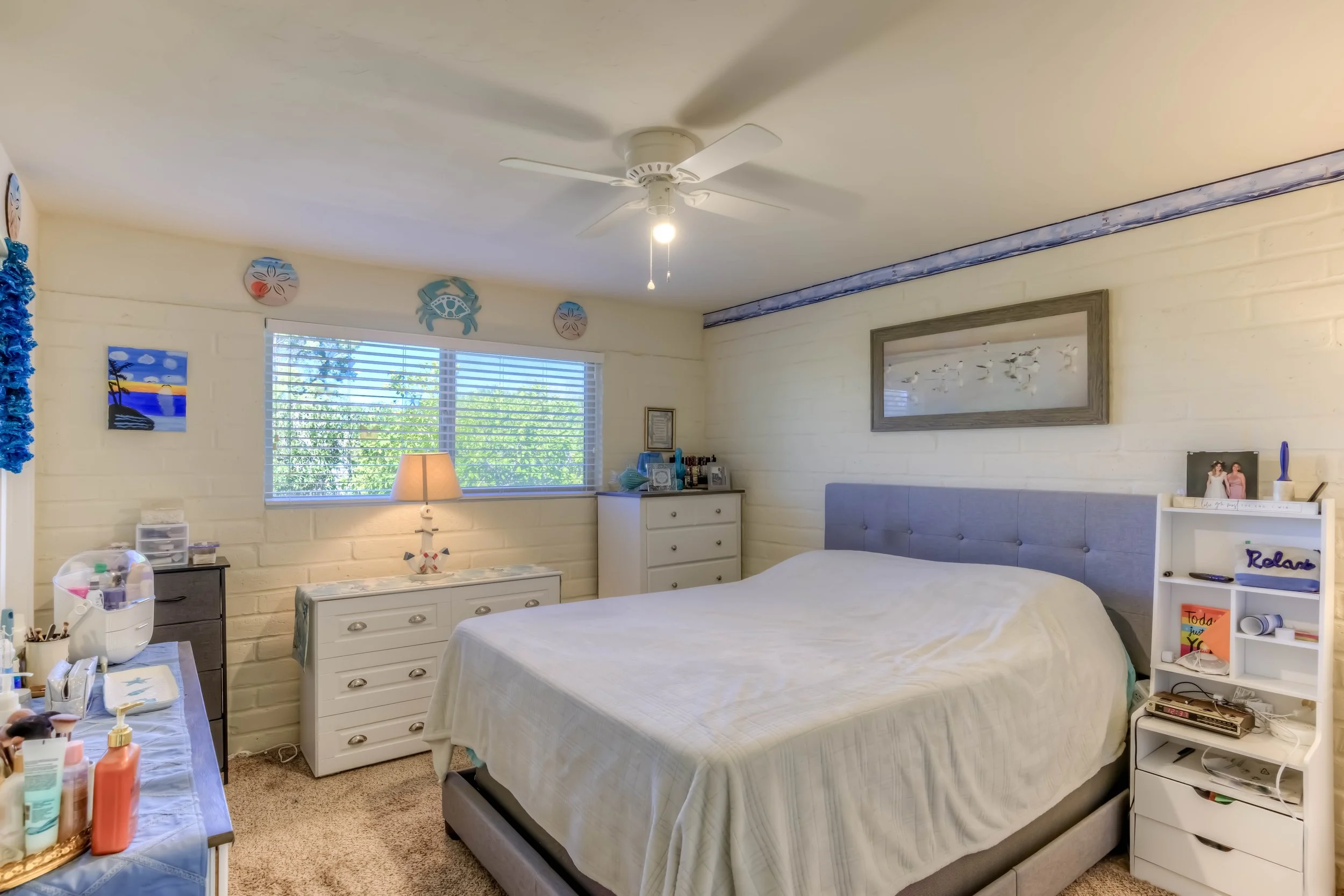 21 Main Bedroom photo a.jpg