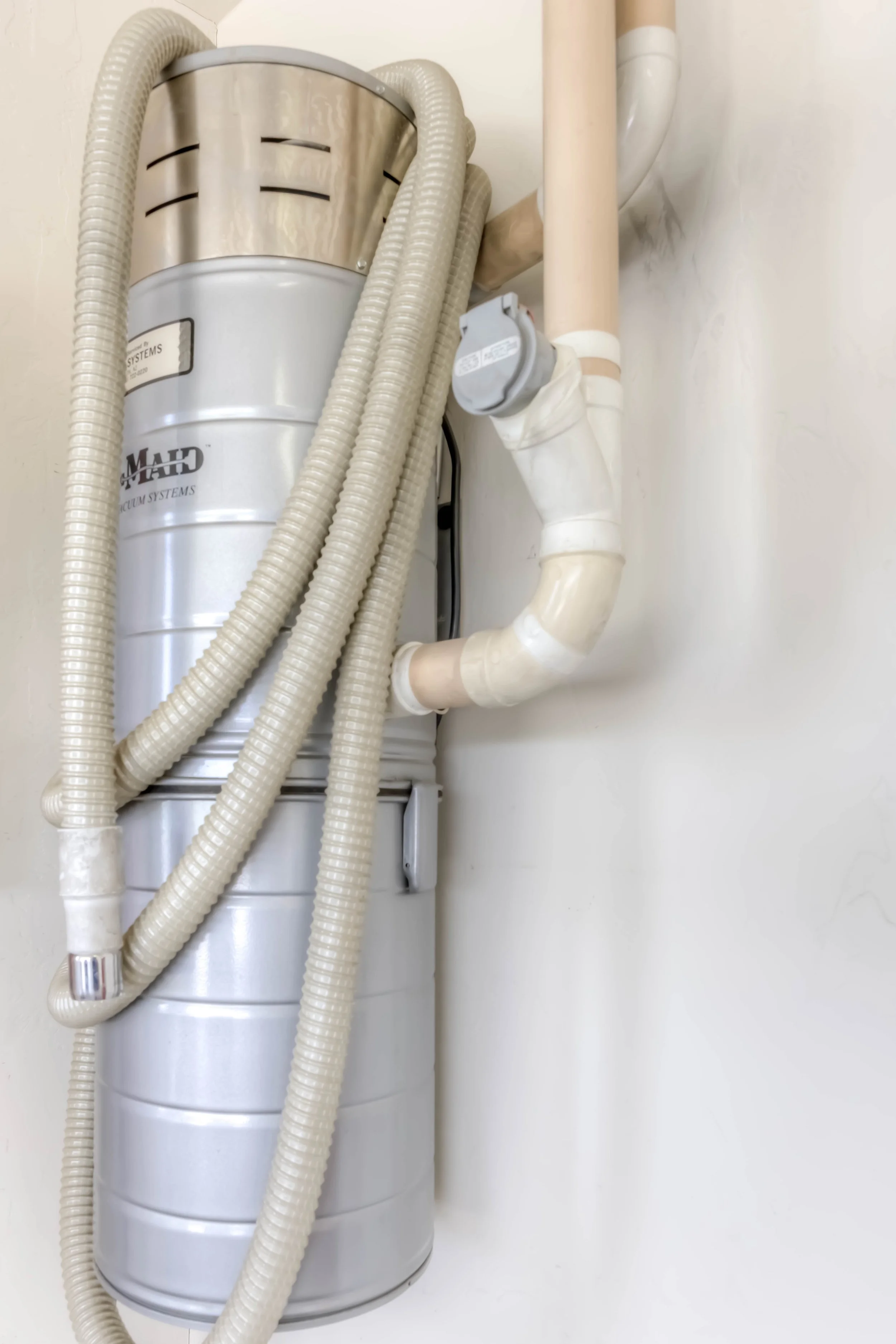 32 Vacuum System.jpg