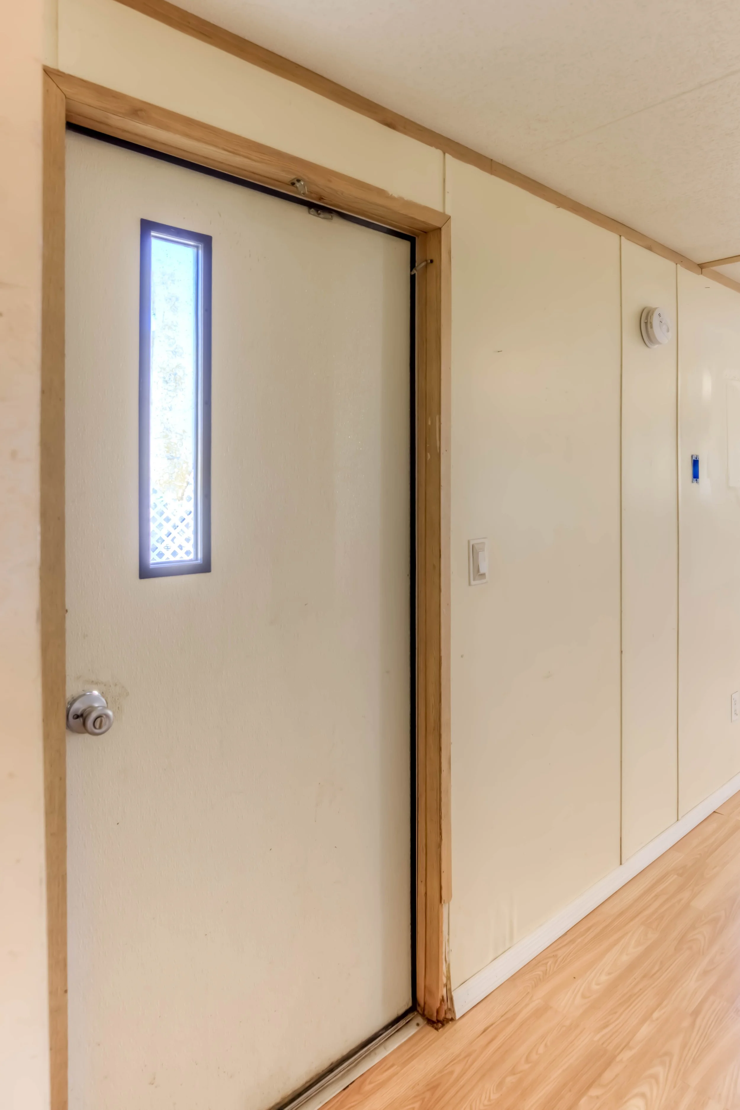 6 Interior Entrance photo a.jpg