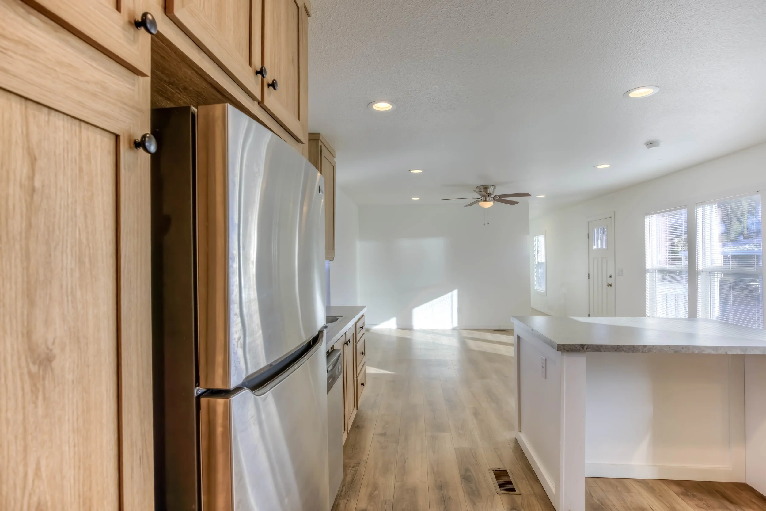 20 Kitchen photo c.jpg